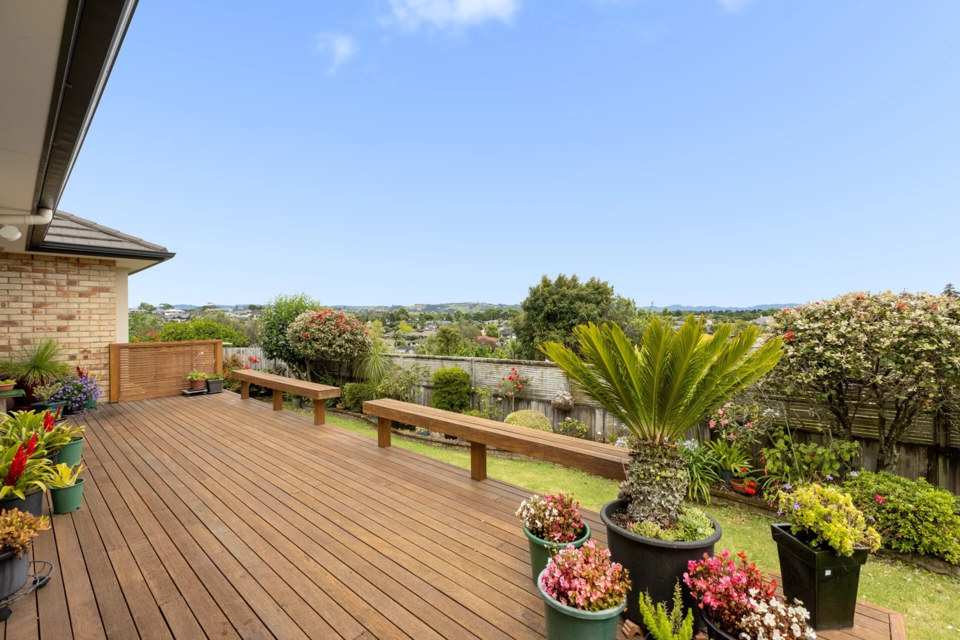 38 La Colina Place