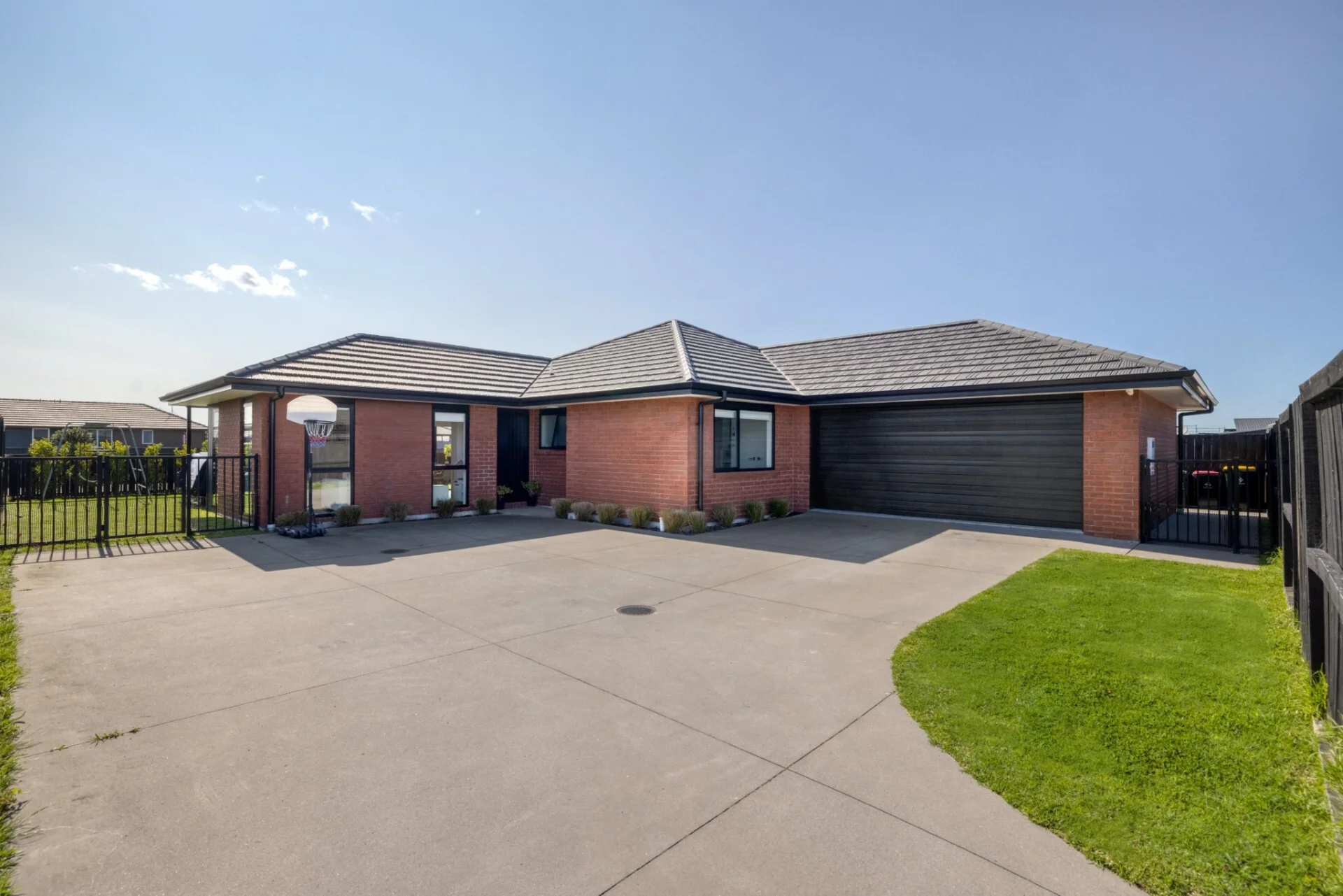 71 Dunkeld Drive