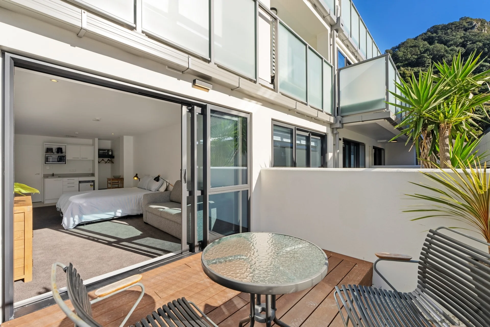 105/6 Adams Avenue