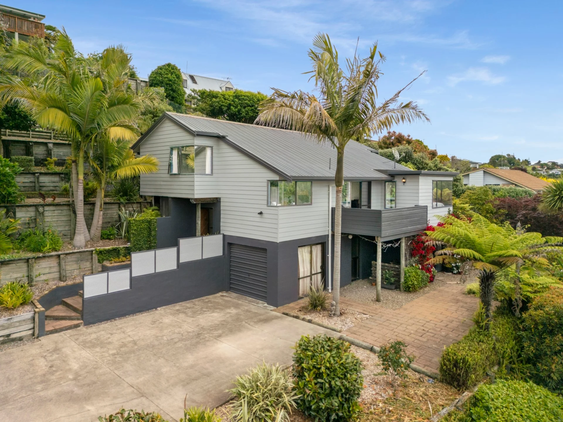 37 Dingadee Street