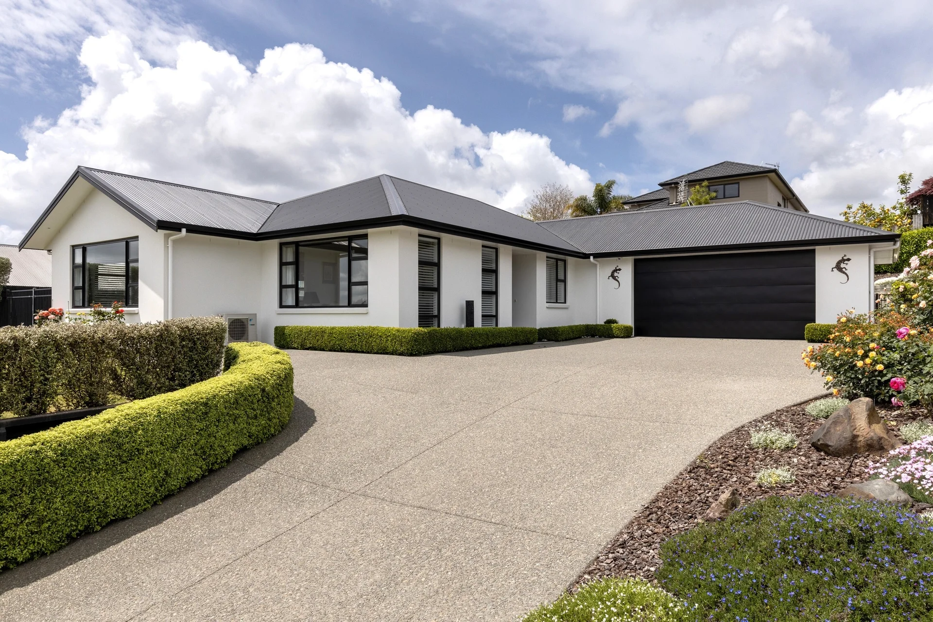 15 Dayna Avenue