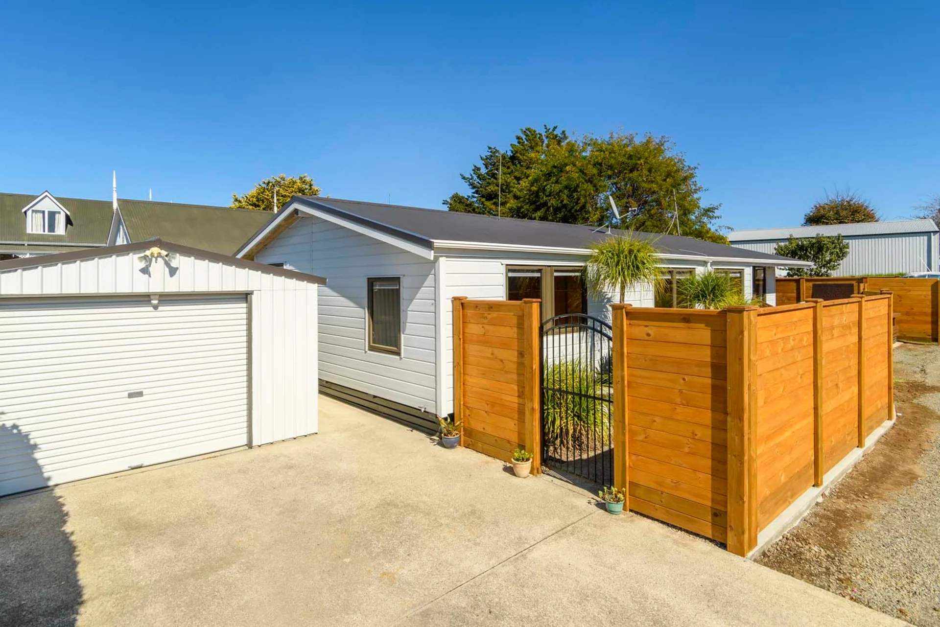 52 Strathmore Street