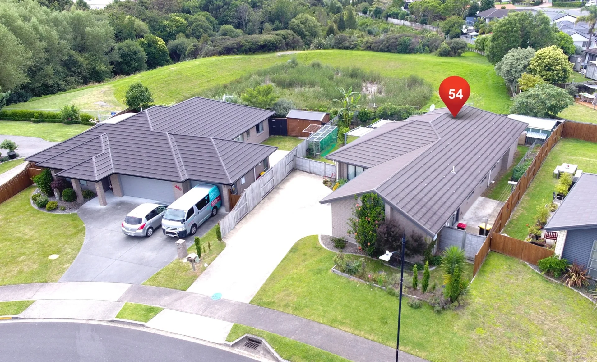 54 Fairfax Crescent