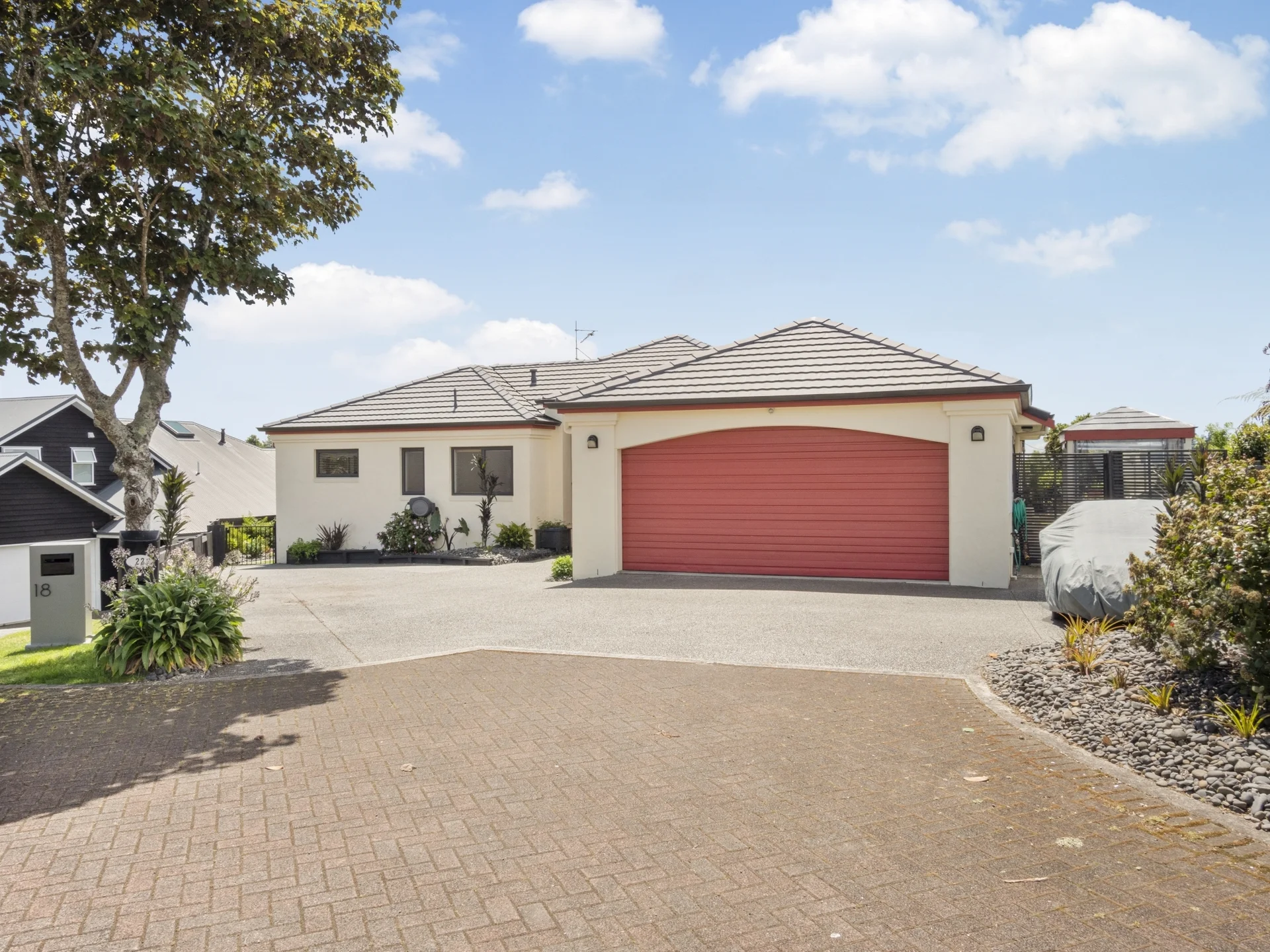 22 Donnington Place