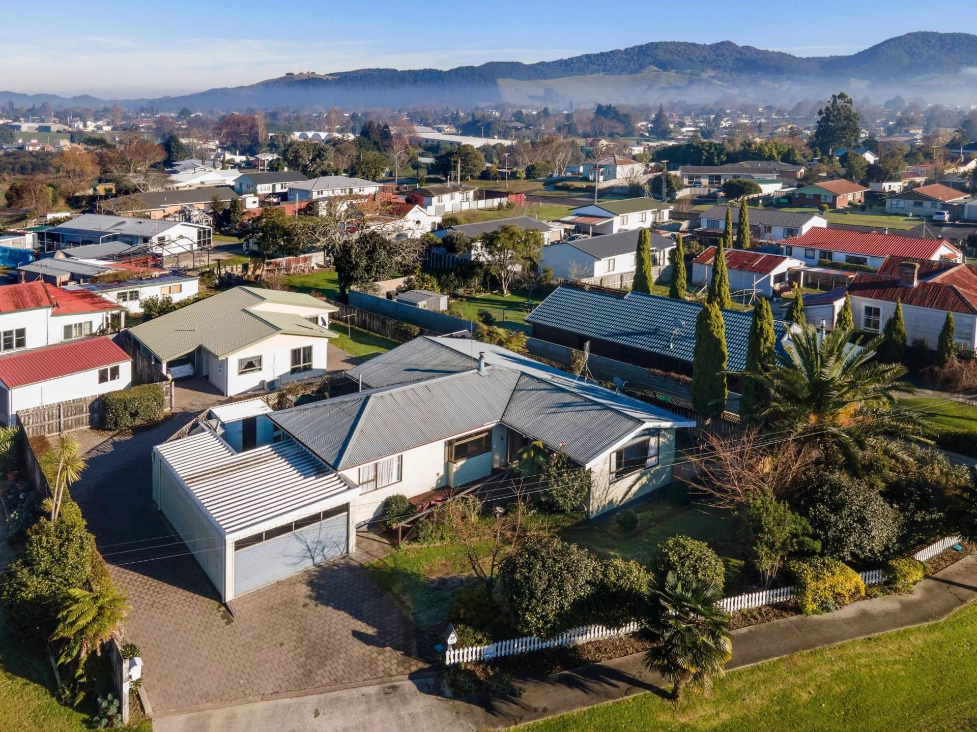 20 Silverton Road