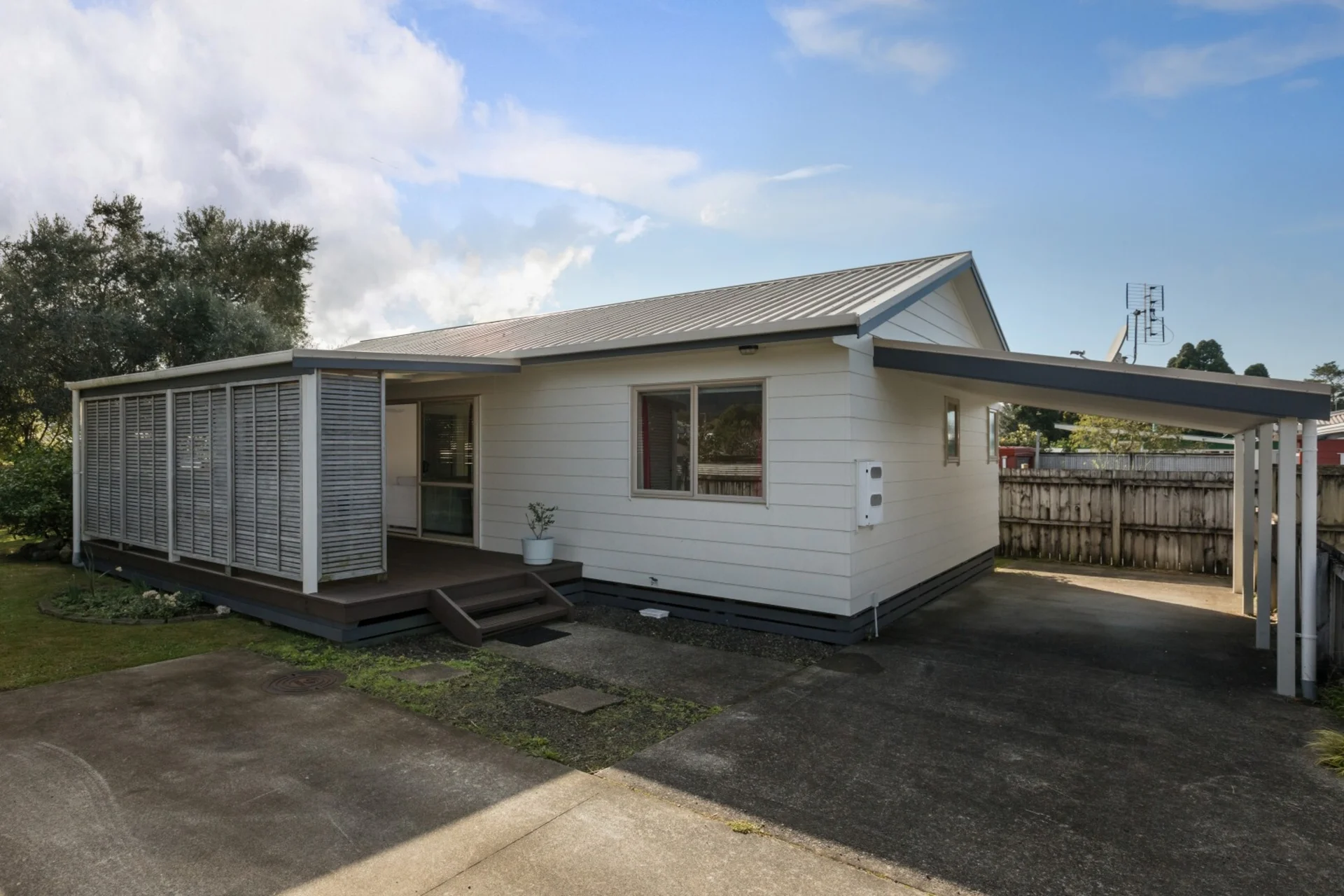 25C Mackay Street