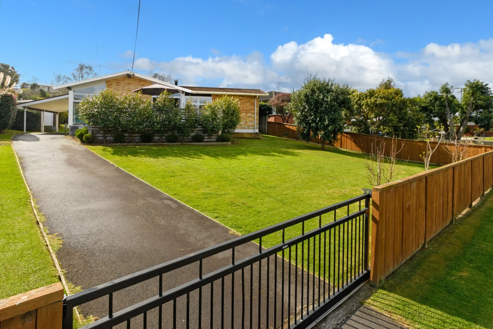 11 Sharyn Place
