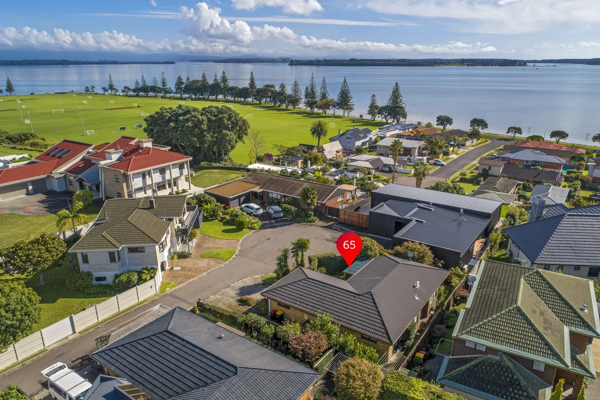 65 Waratah Street