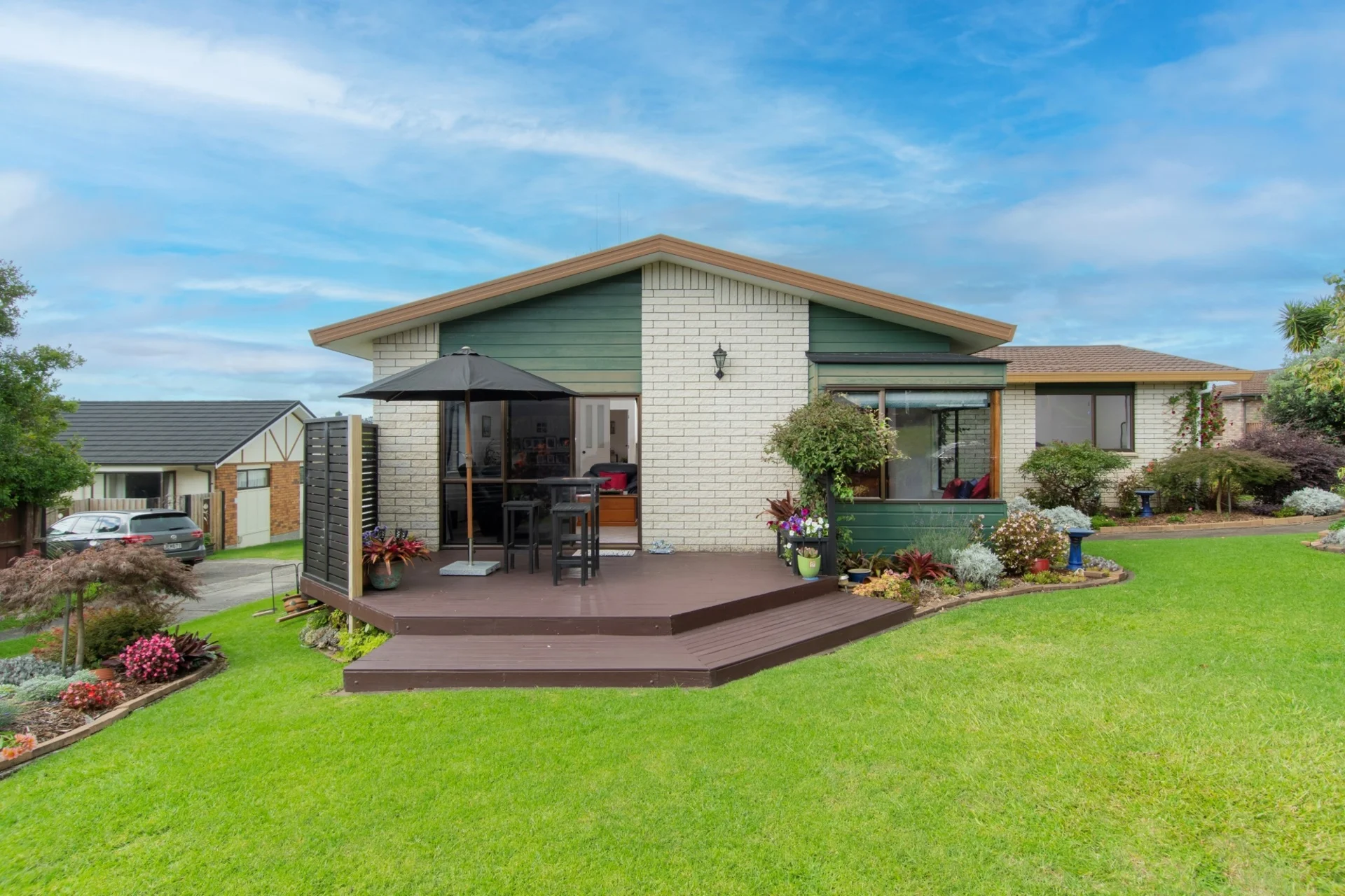 62 Heron Avenue East