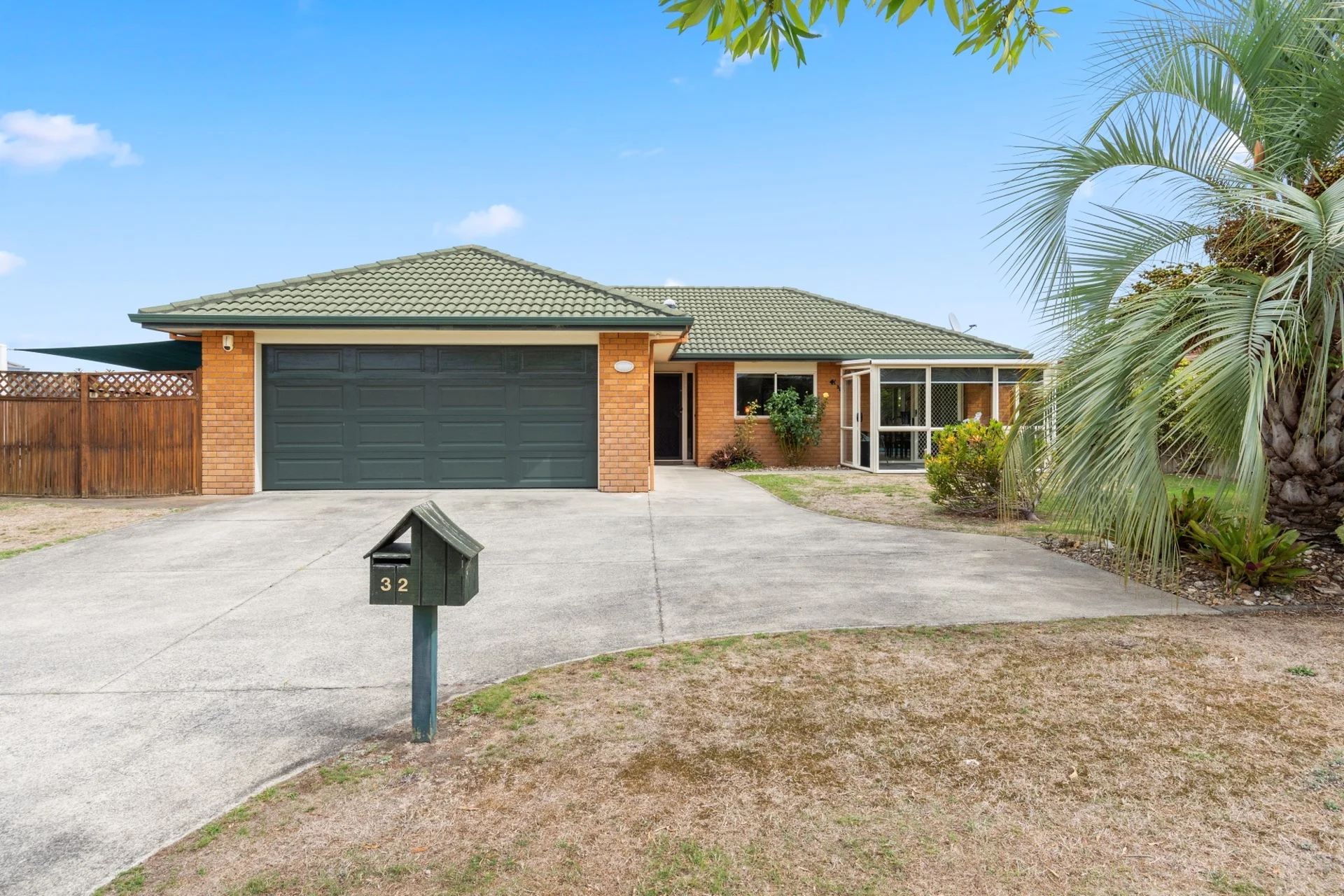 32 McLeod Place