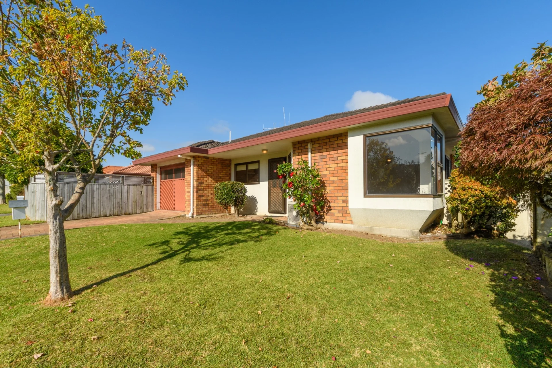 2/2 Heron Avenue