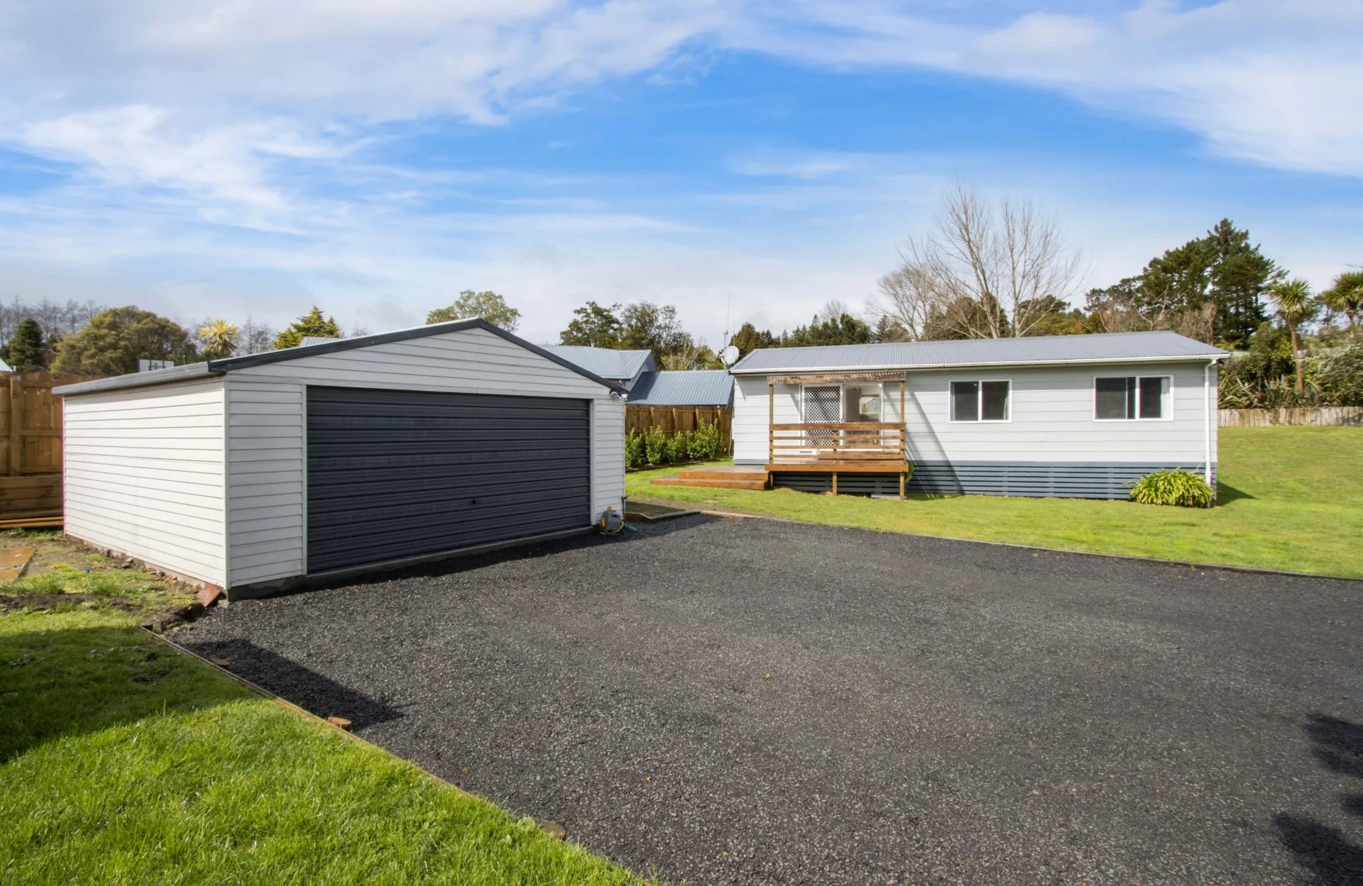94 Barry Road