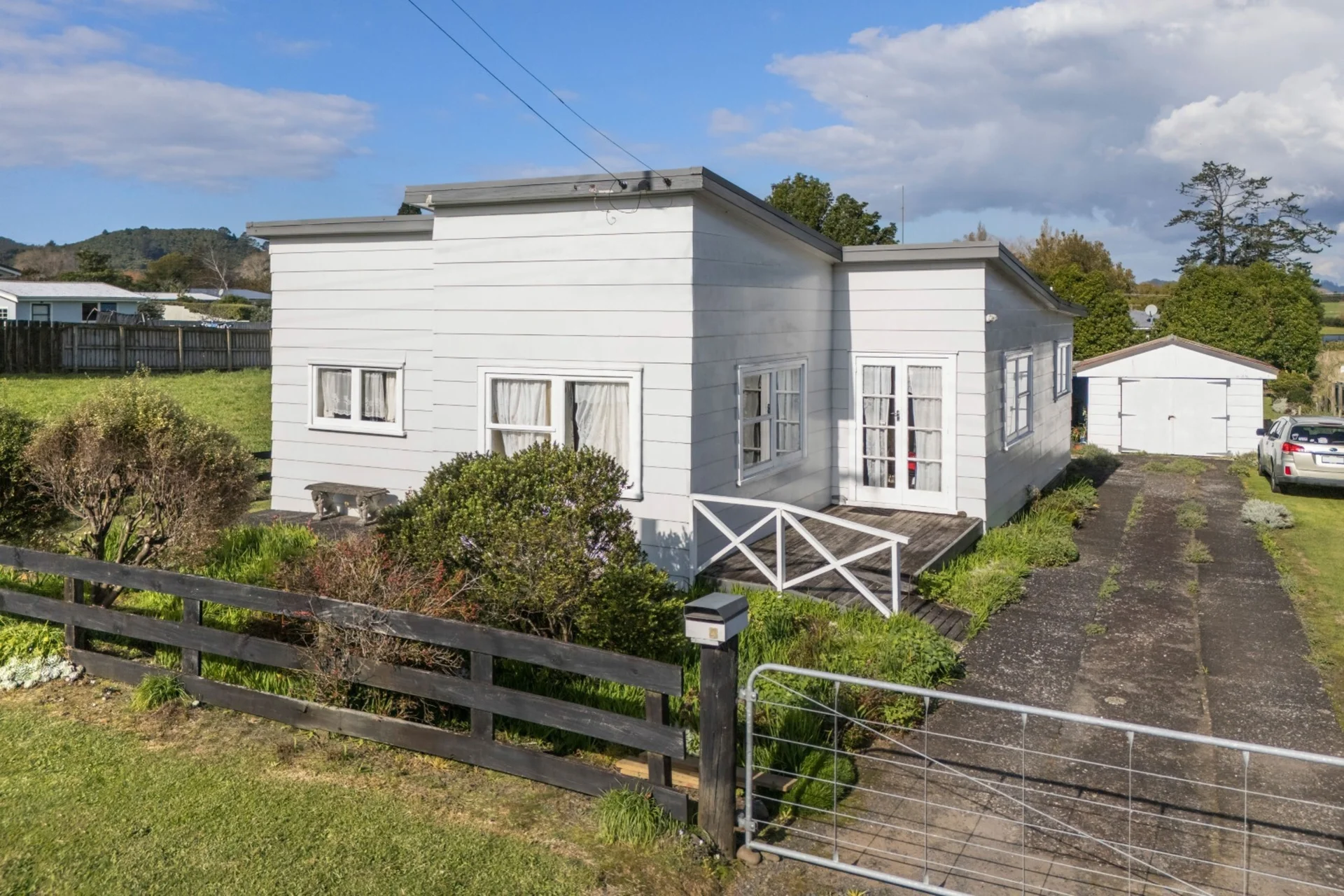 4 Thomas Place