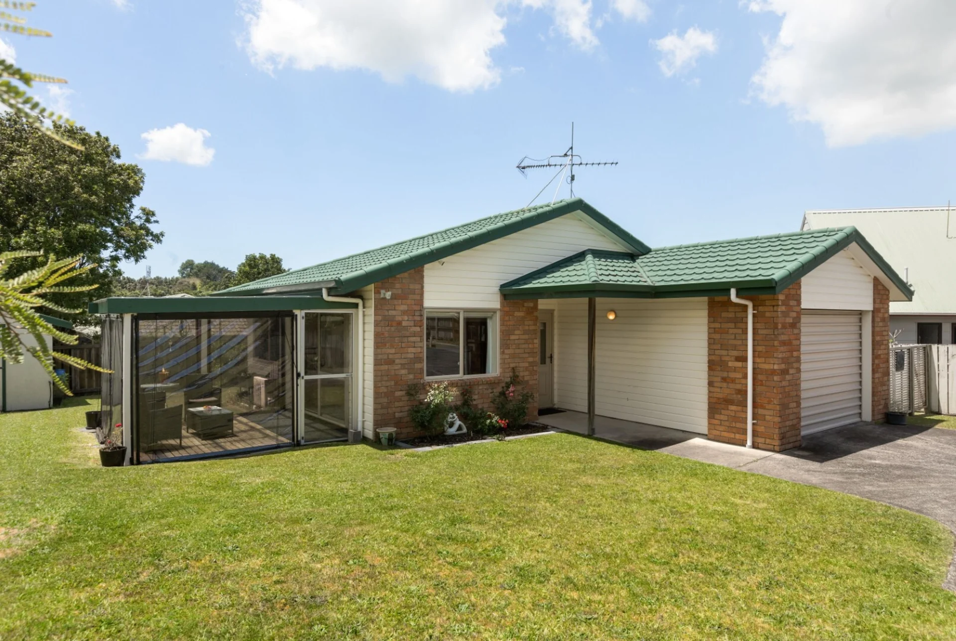 31C Walker Street
