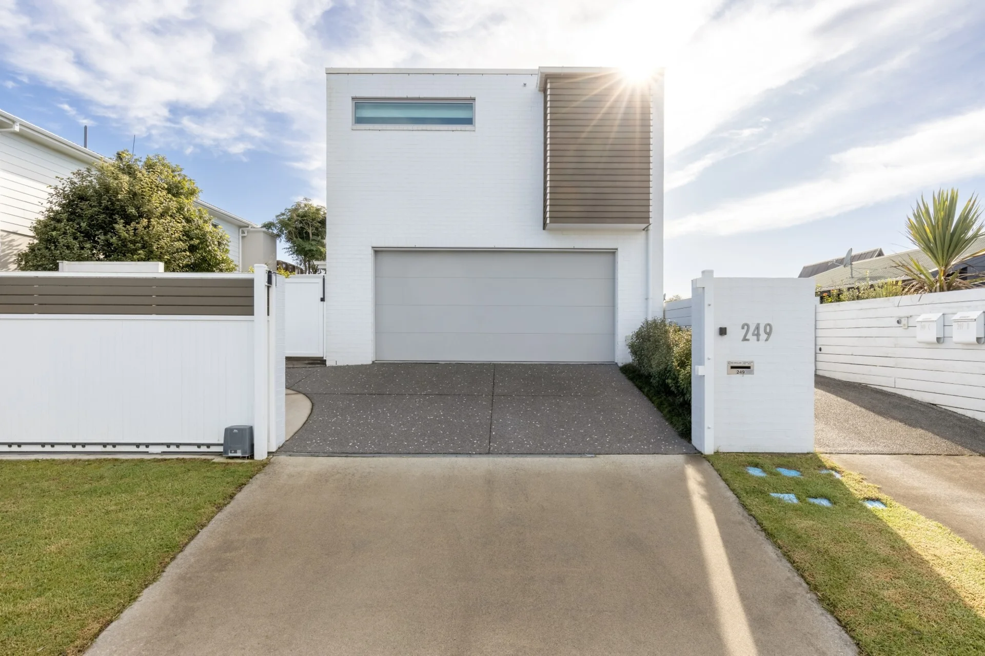 249 Dickson Road