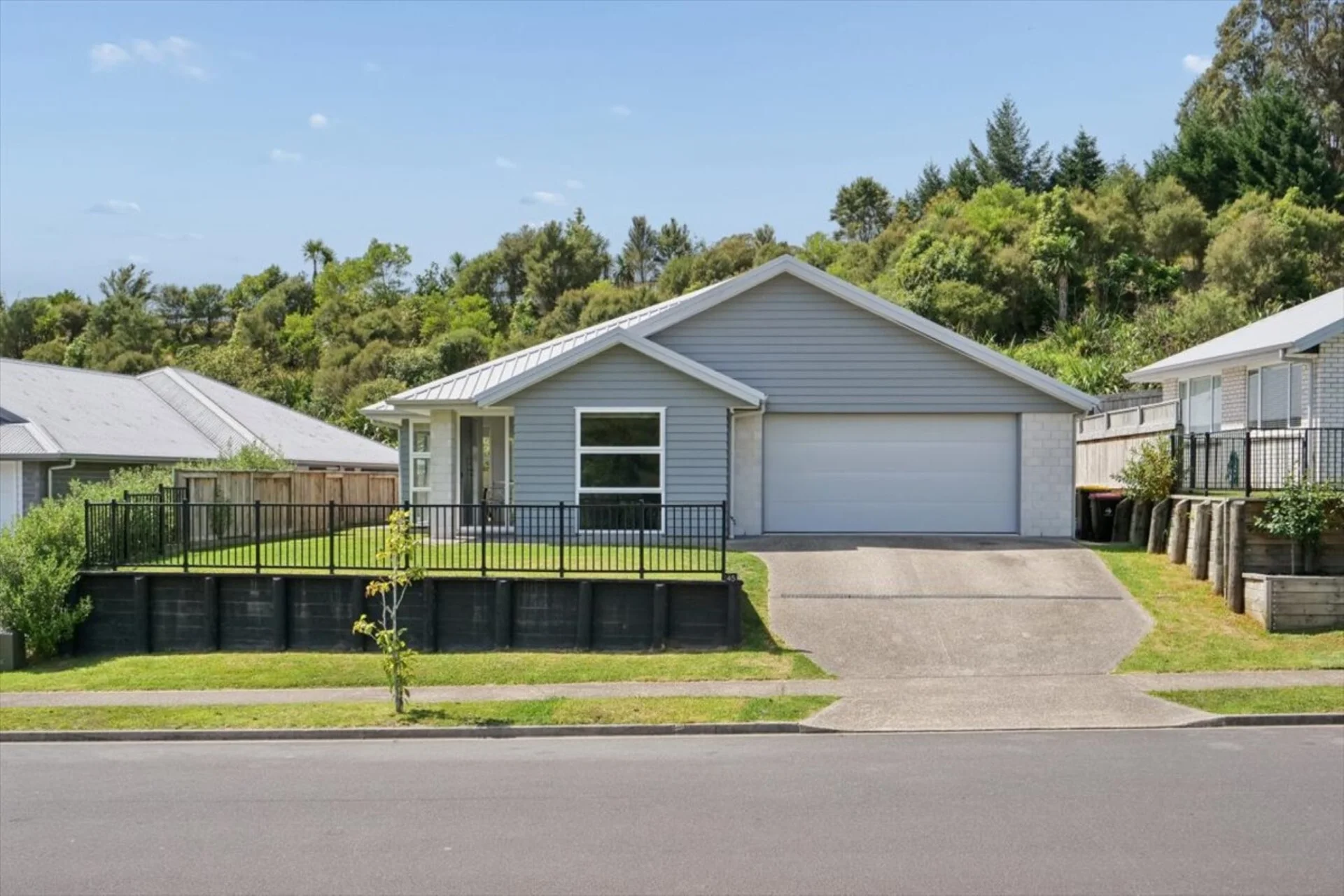 45 Pakanga Grove