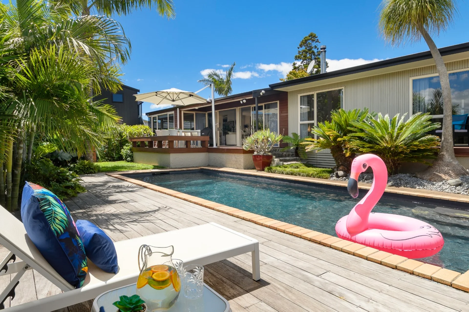 11 Maxine Place
