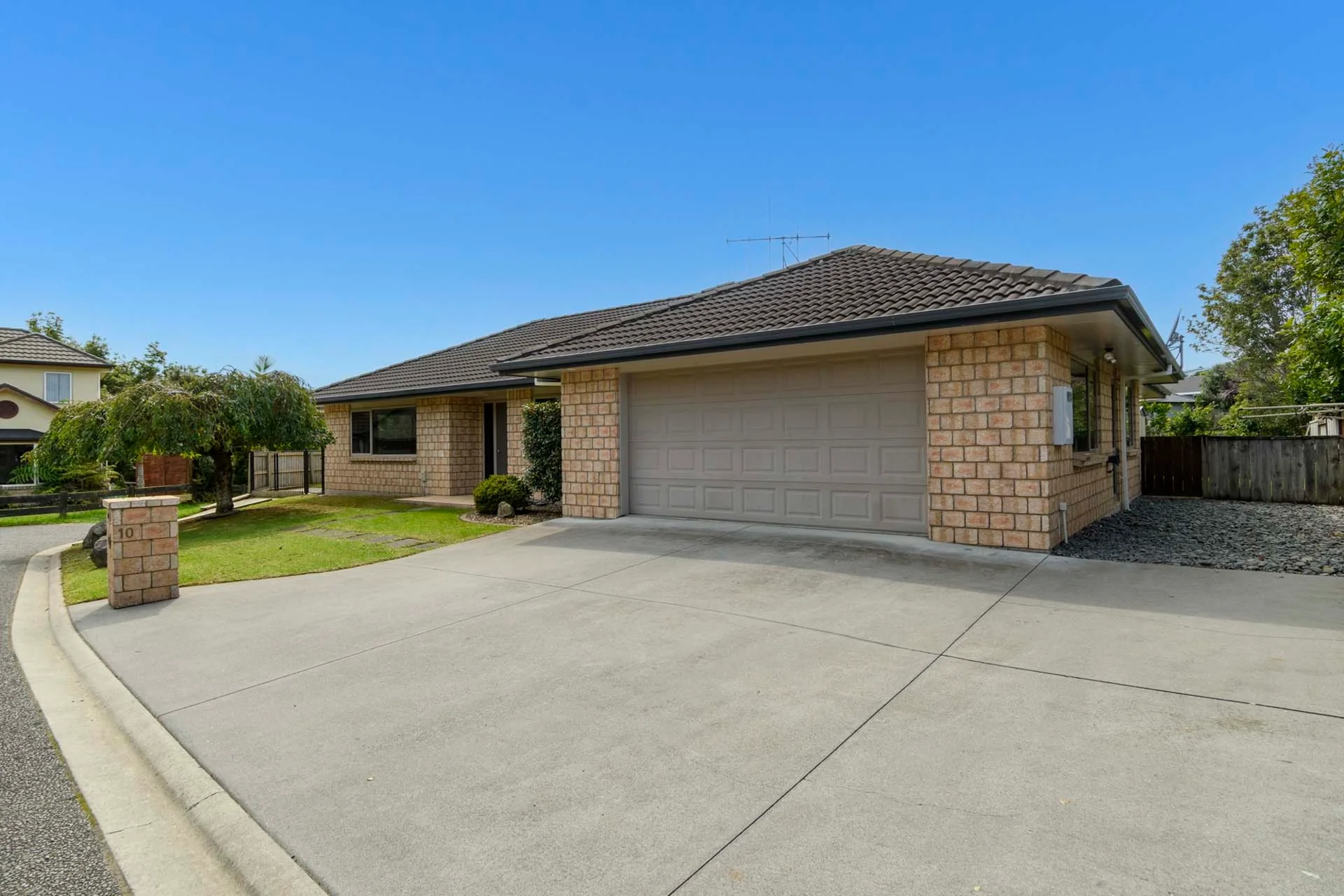10 Orion Way