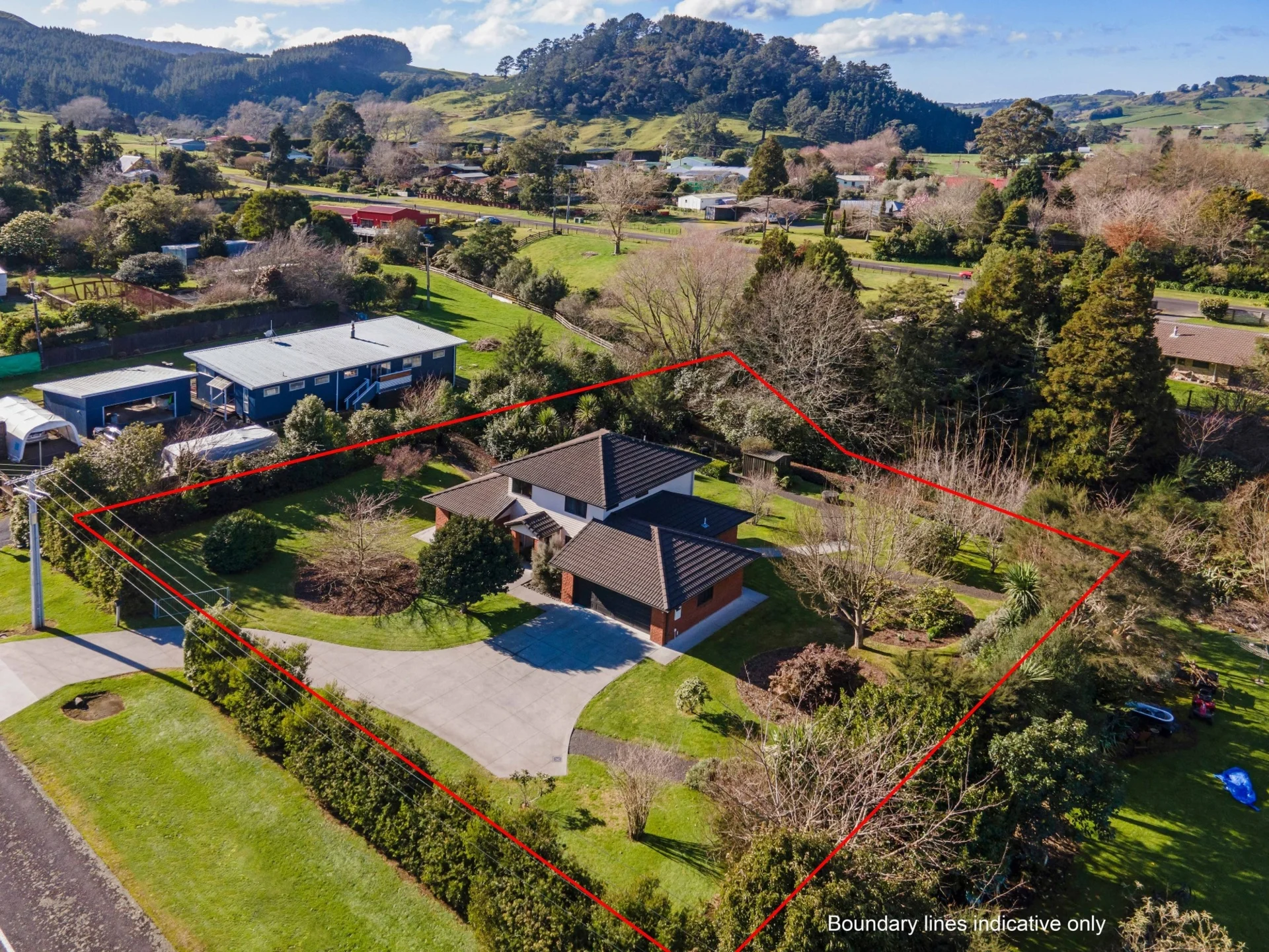 24 Kent Crescent