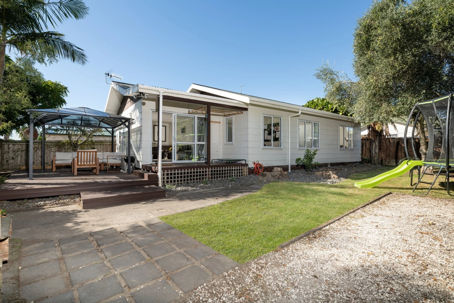 99 Eversham Road