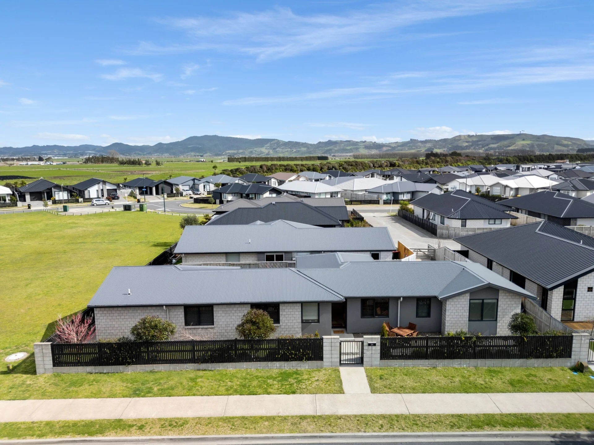 204 Te Okuroa Drive