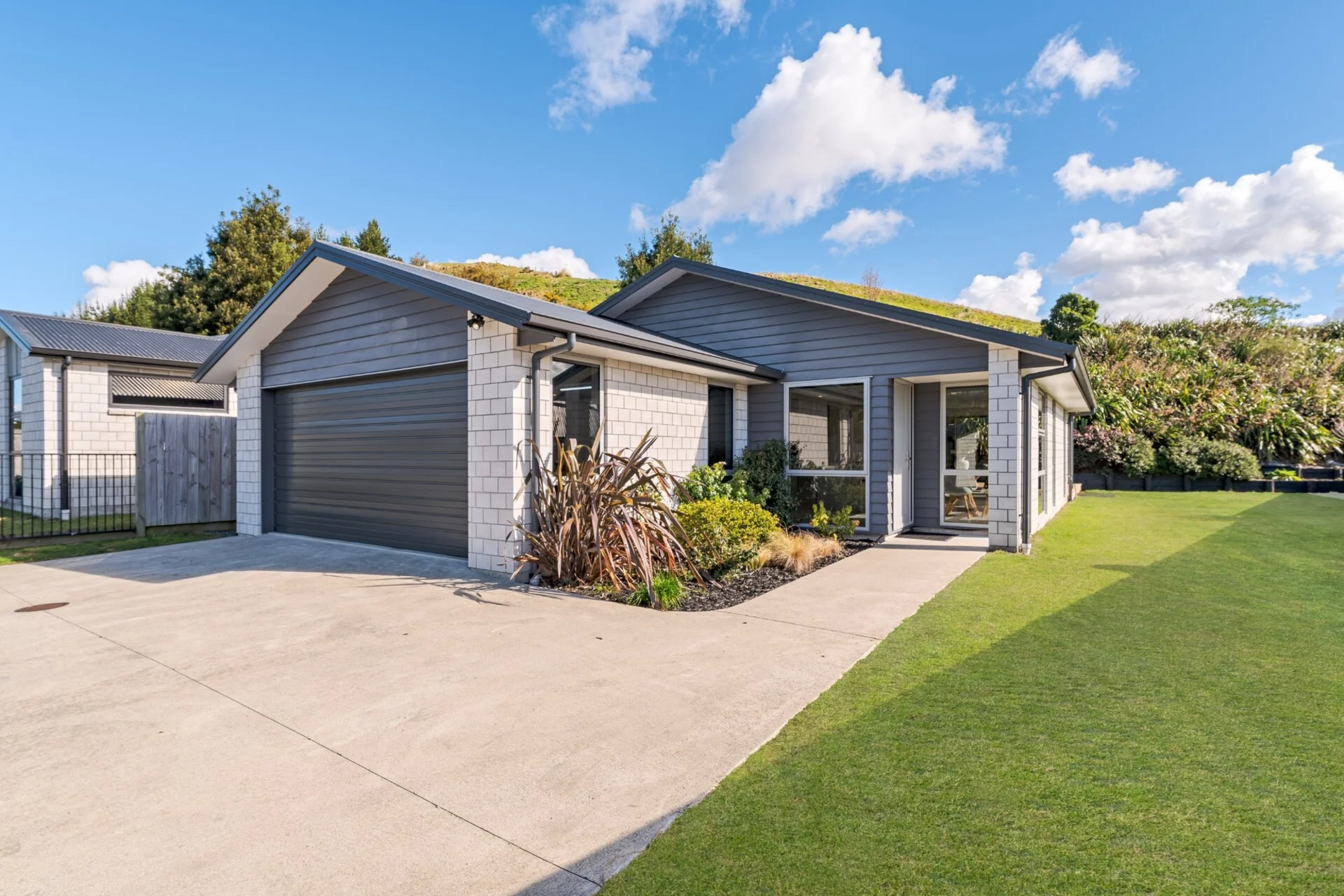 4 Nikorima Mews