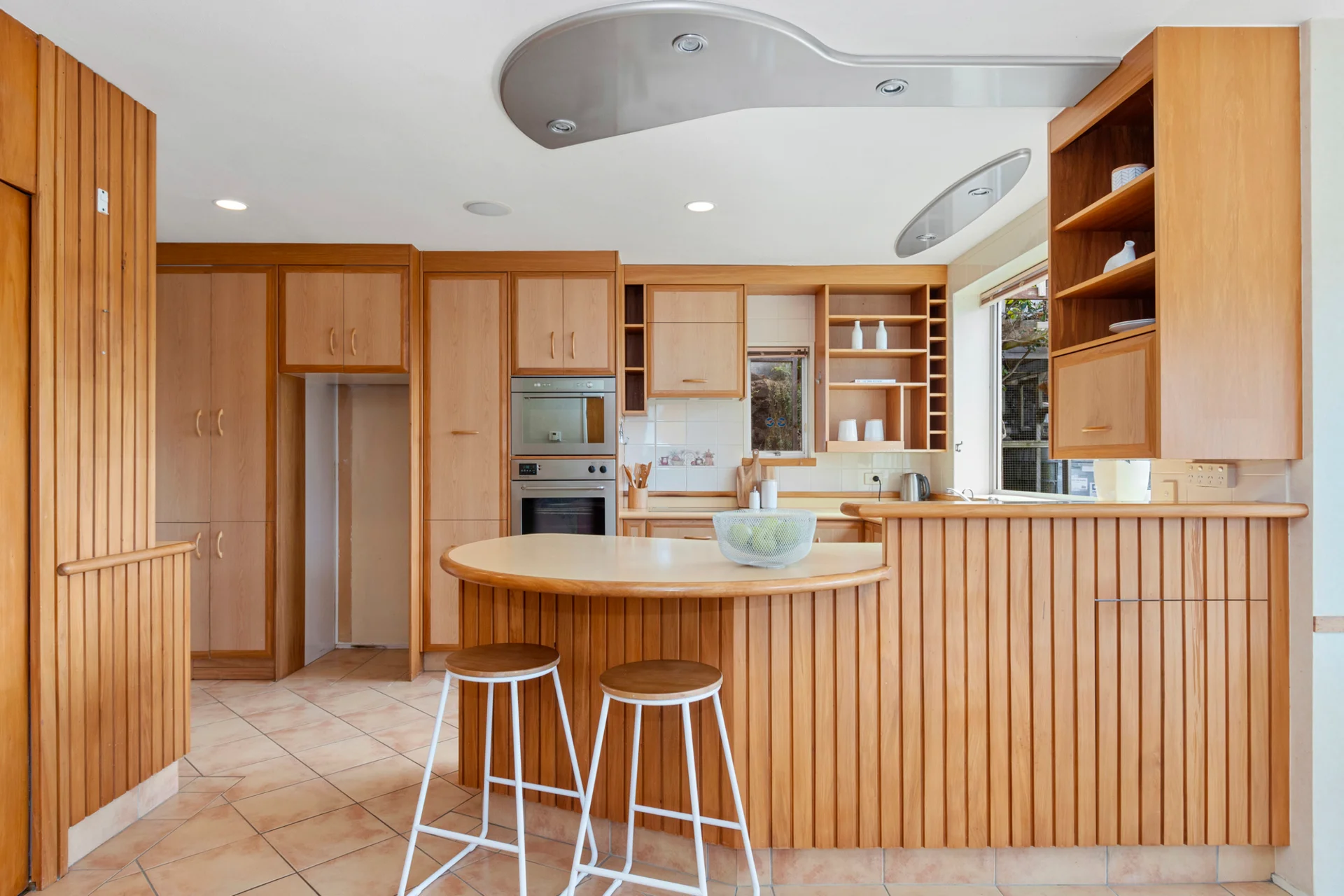 10 Anchorage Grove