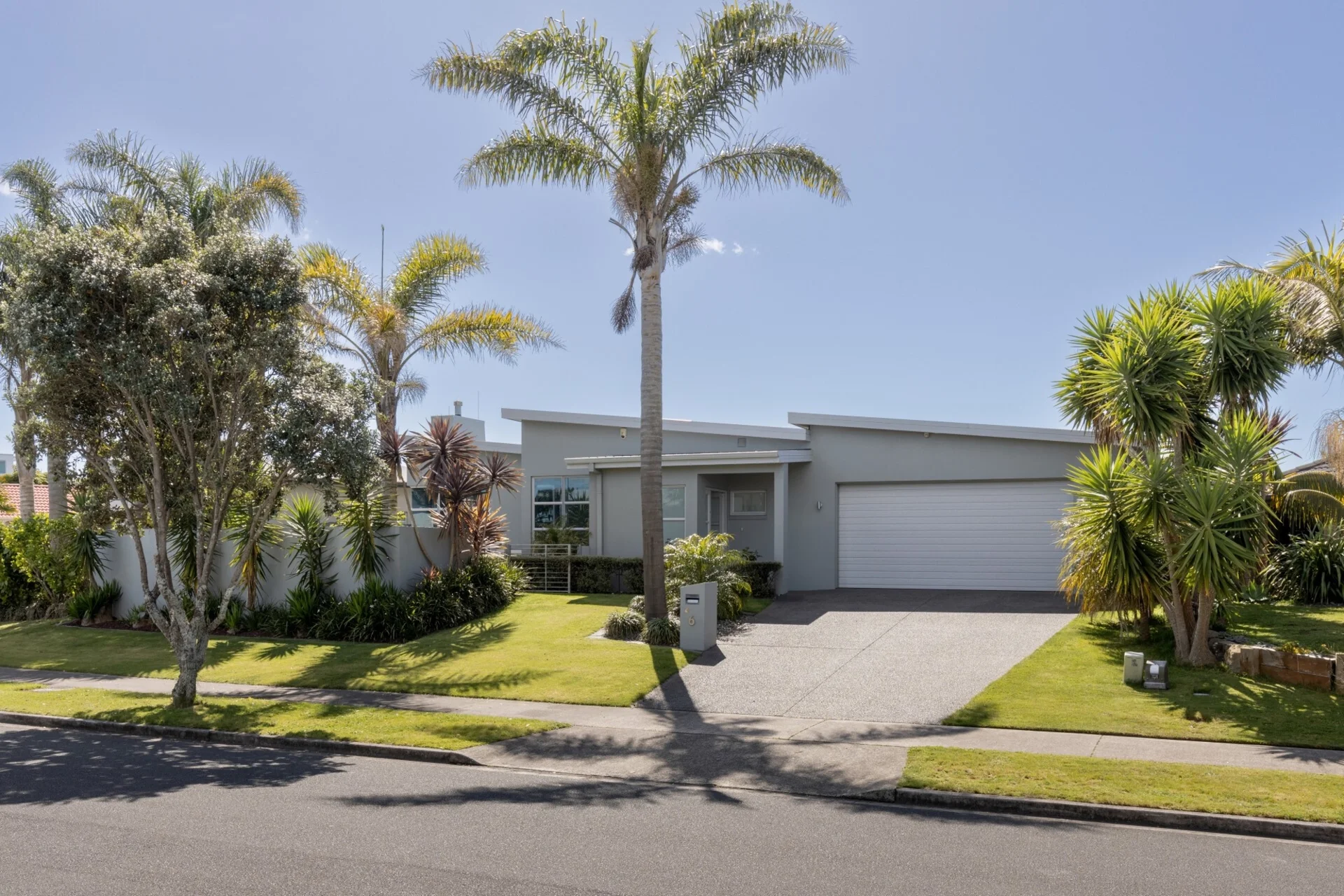6 Monticello Key