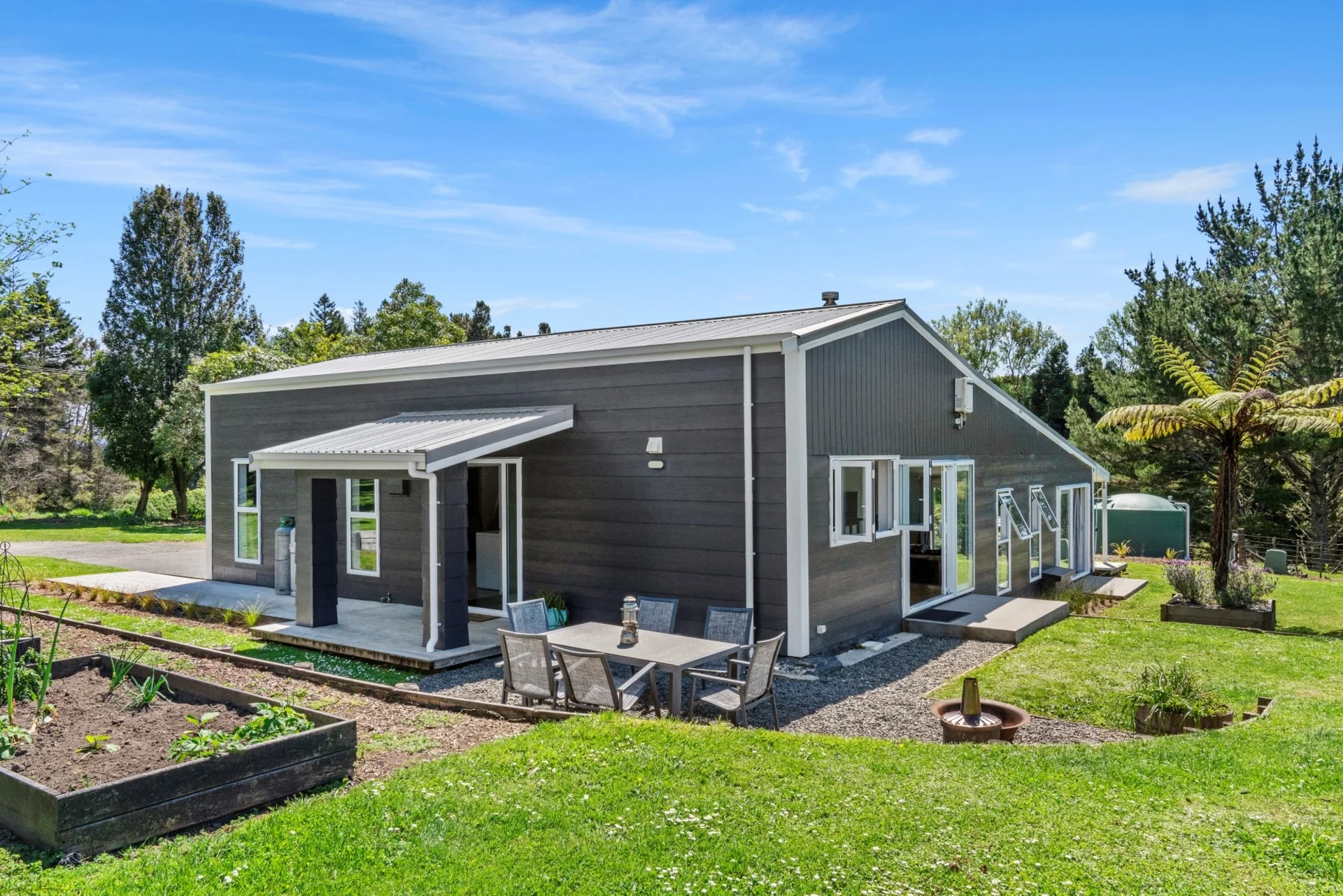 173A Belk Road South