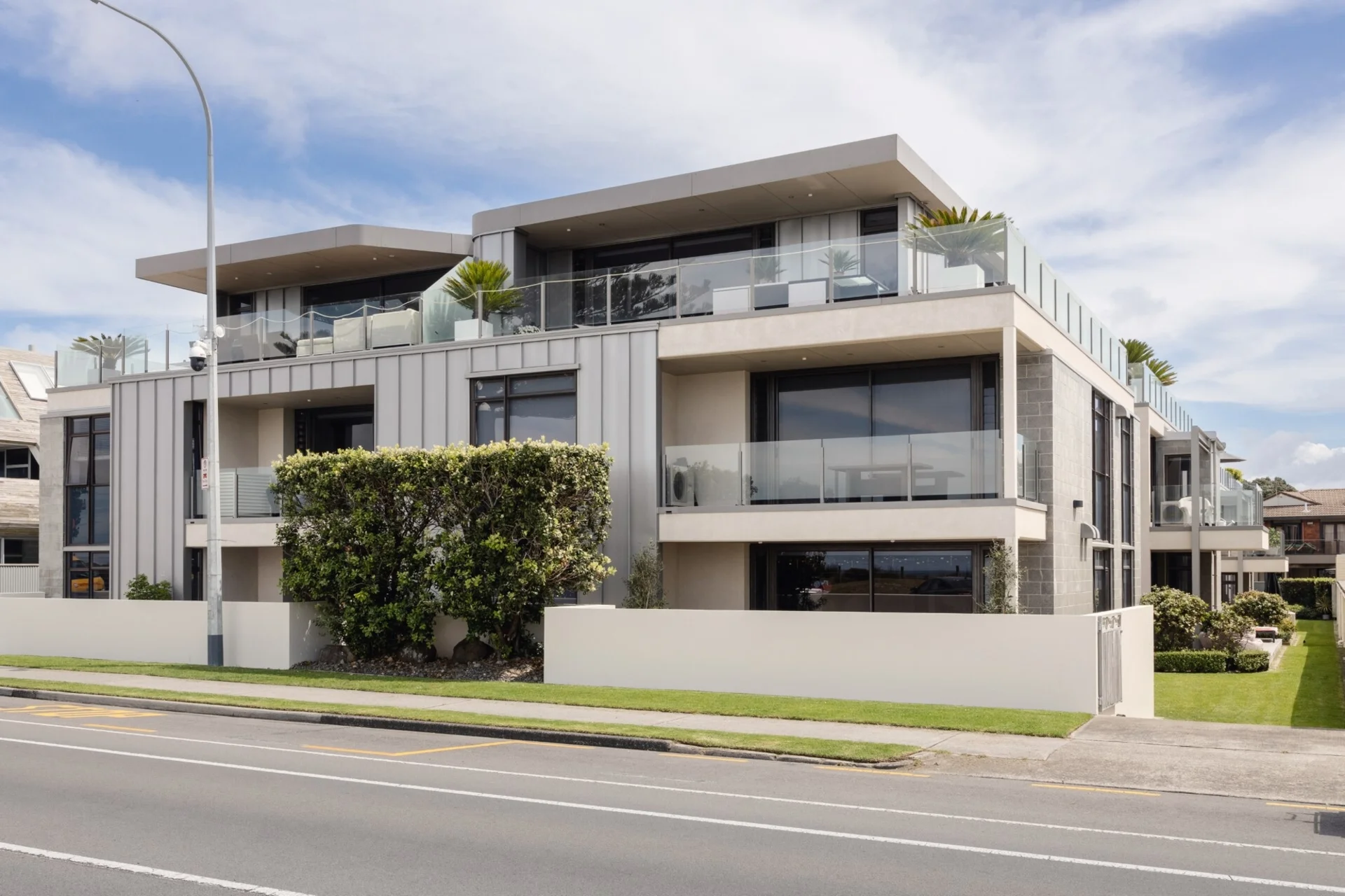 7/48 Marine Parade