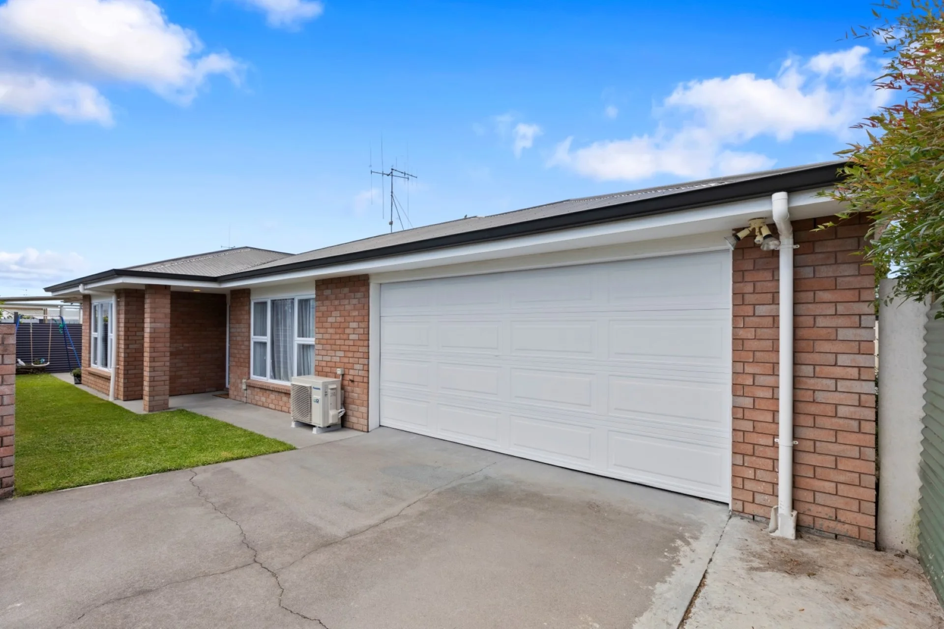 61C Queen Road