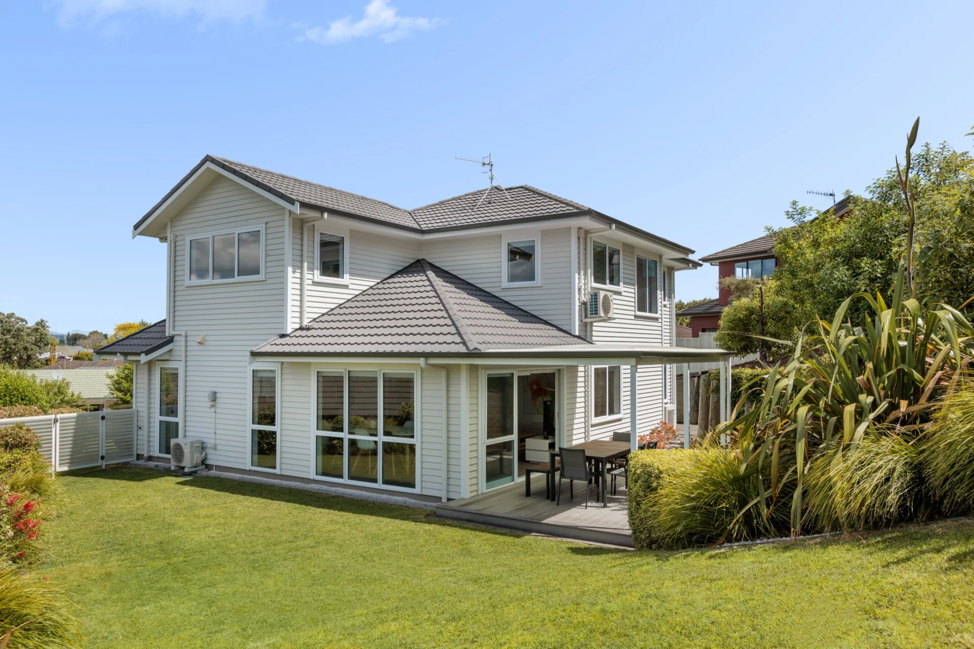6 Orchard Way