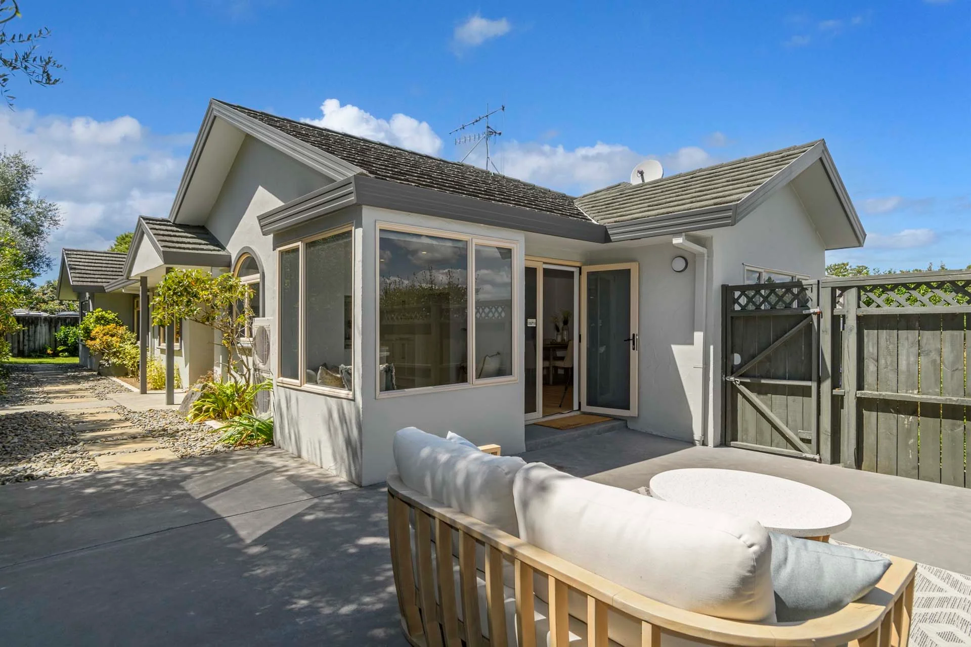 1 Guildford Place