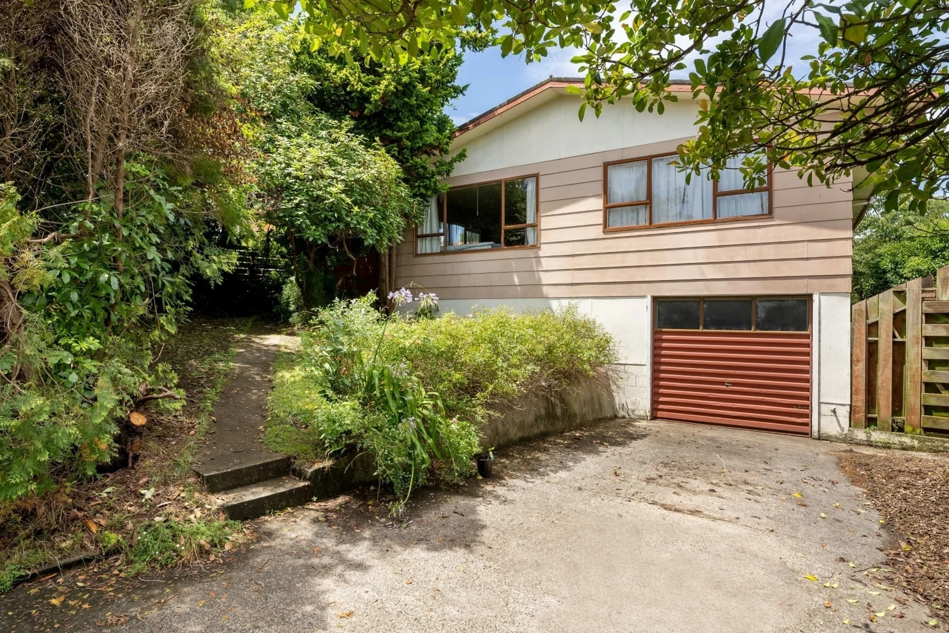 82 Princess Road
