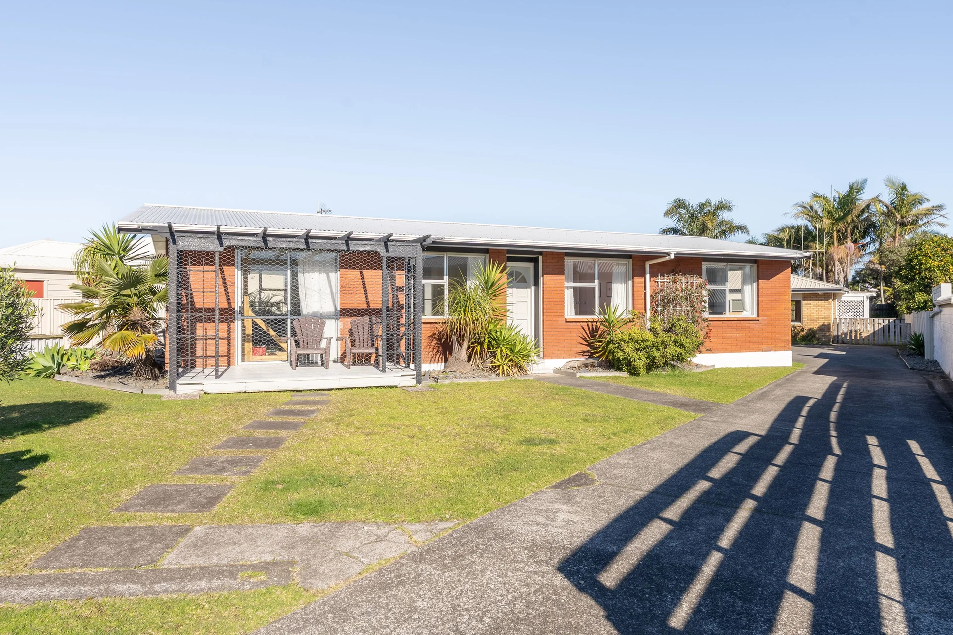 8A Lodge Avenue