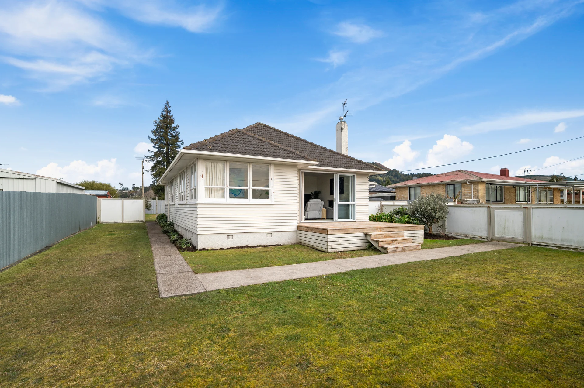 2 Tapsell Road