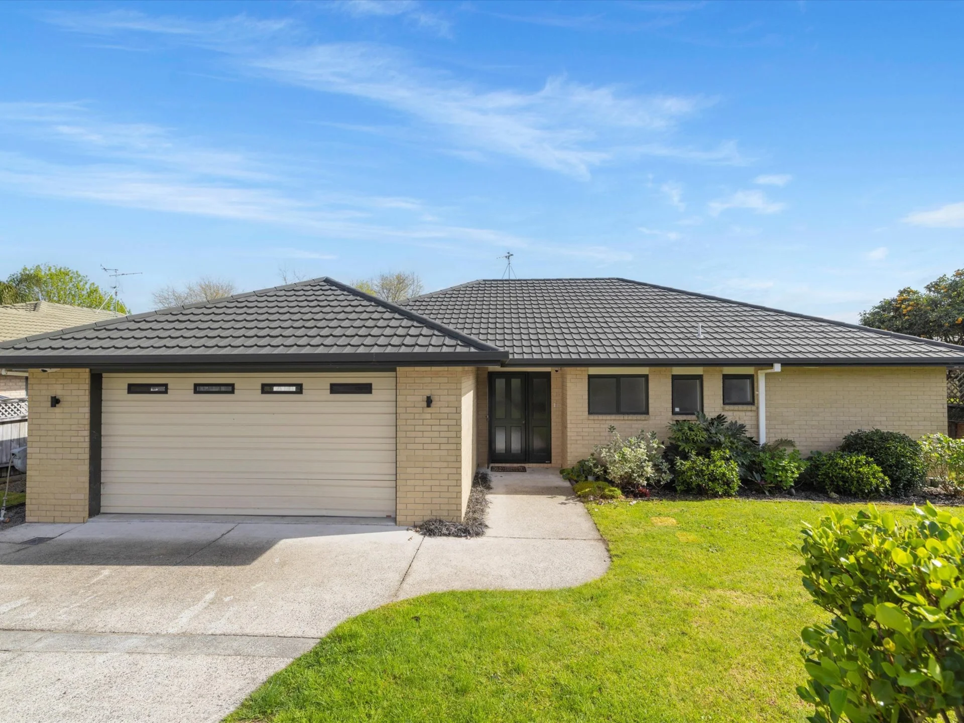 30 Rowesdale Drive