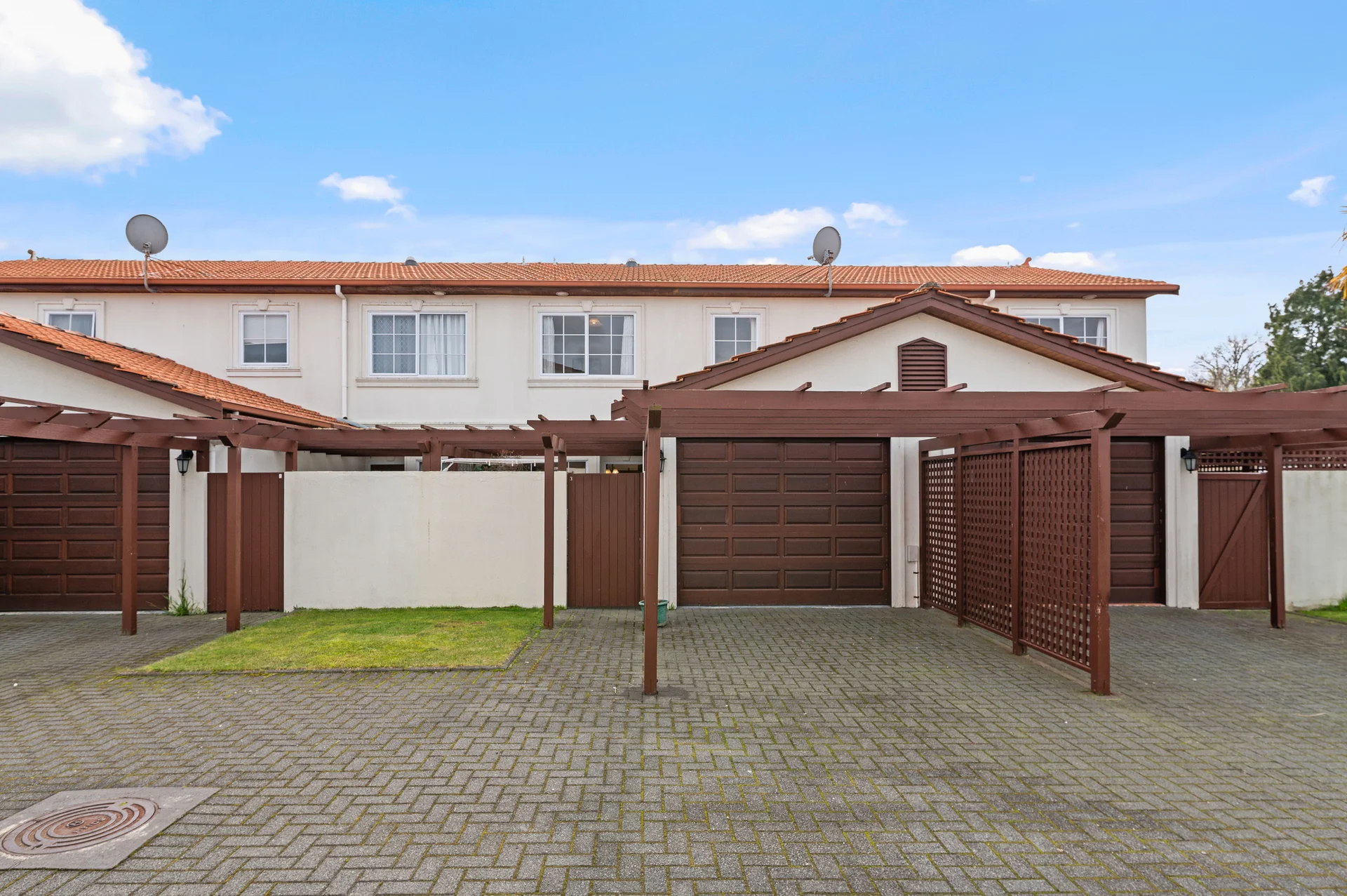1336 Pukuatua Street