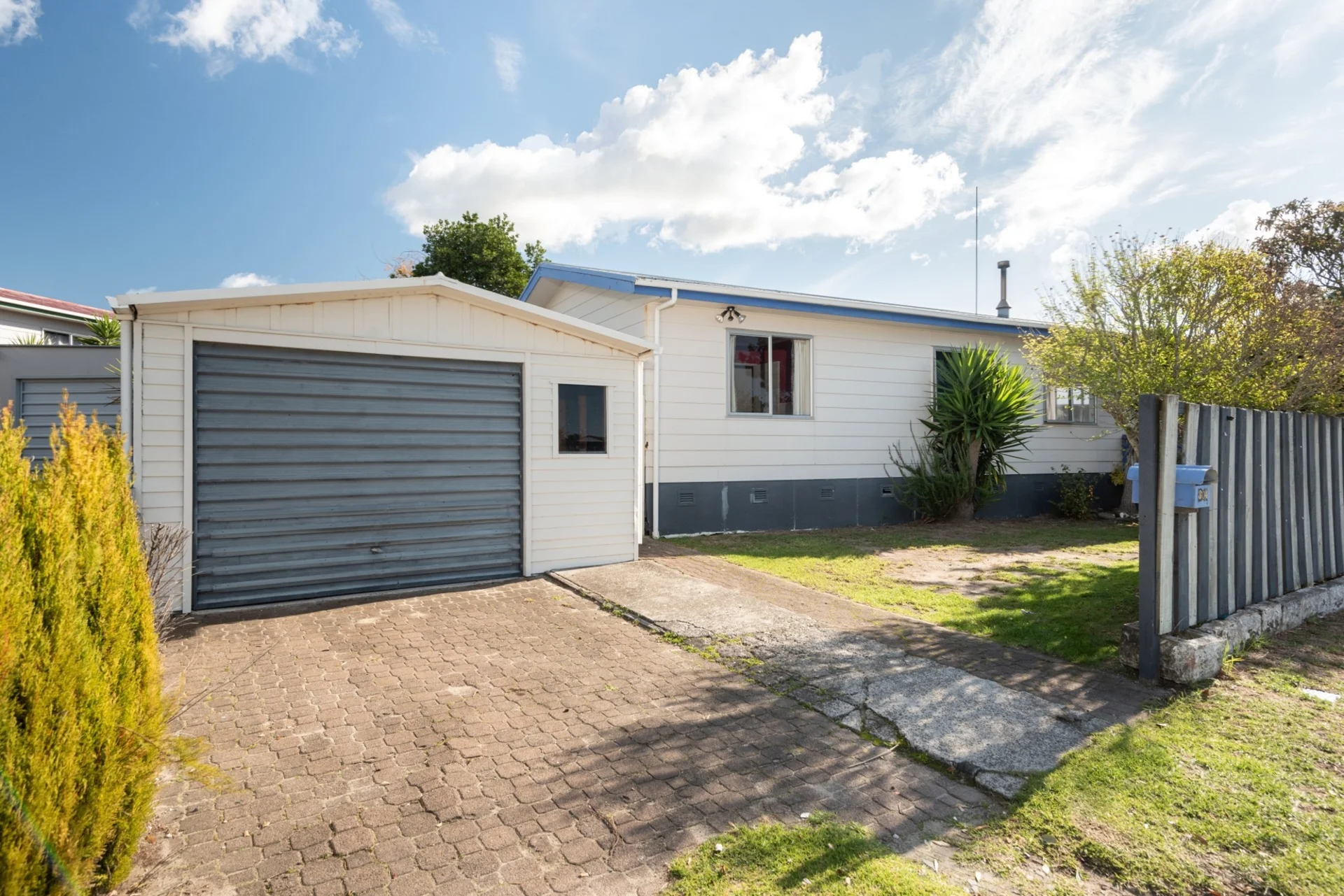 304 Dickson Road