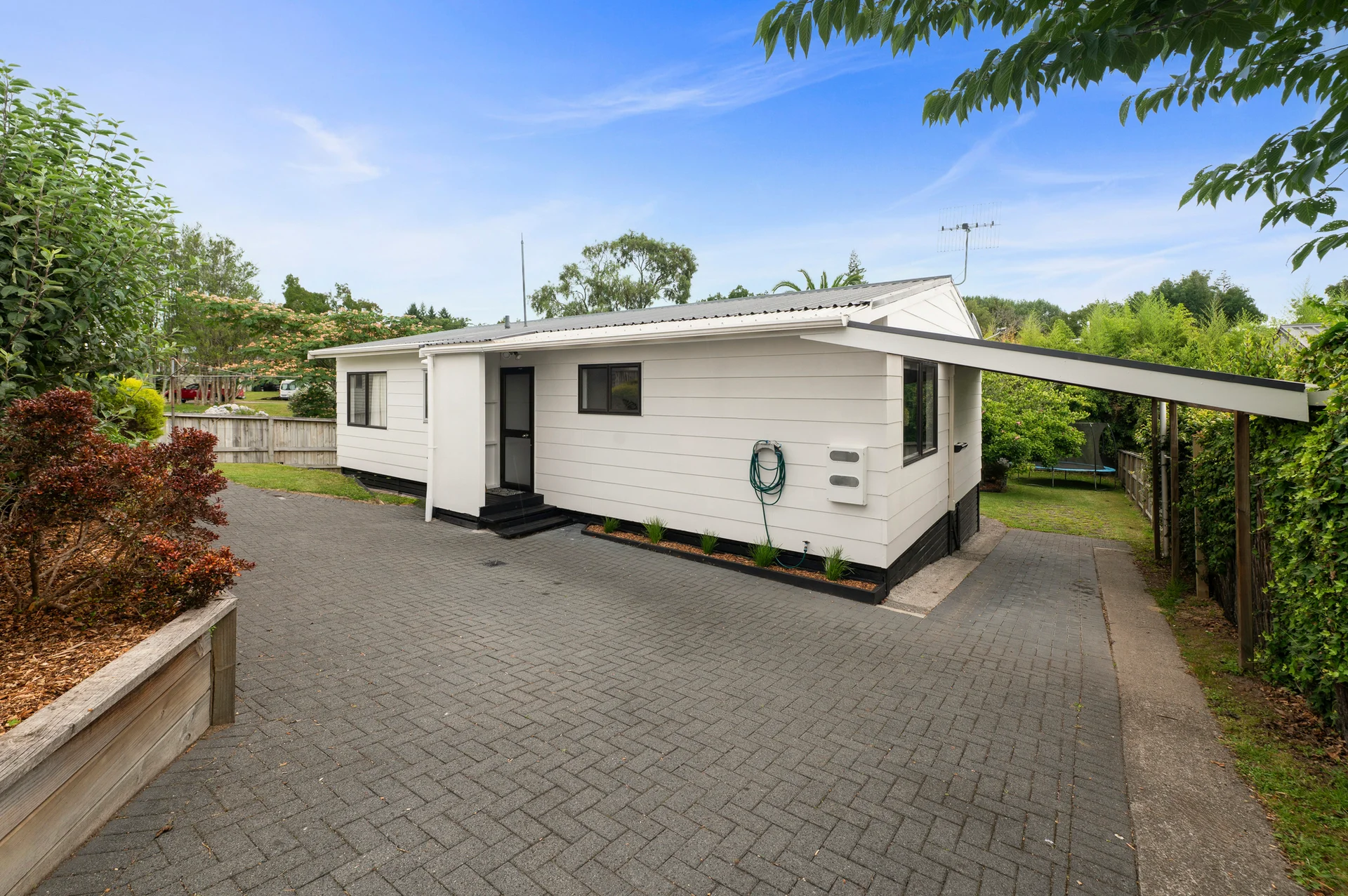 8B Argus Street