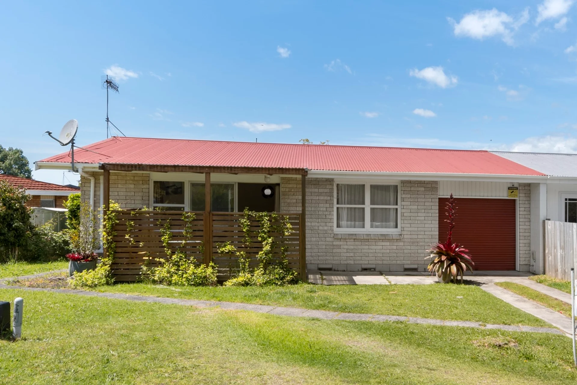 3 Highfield Crescent