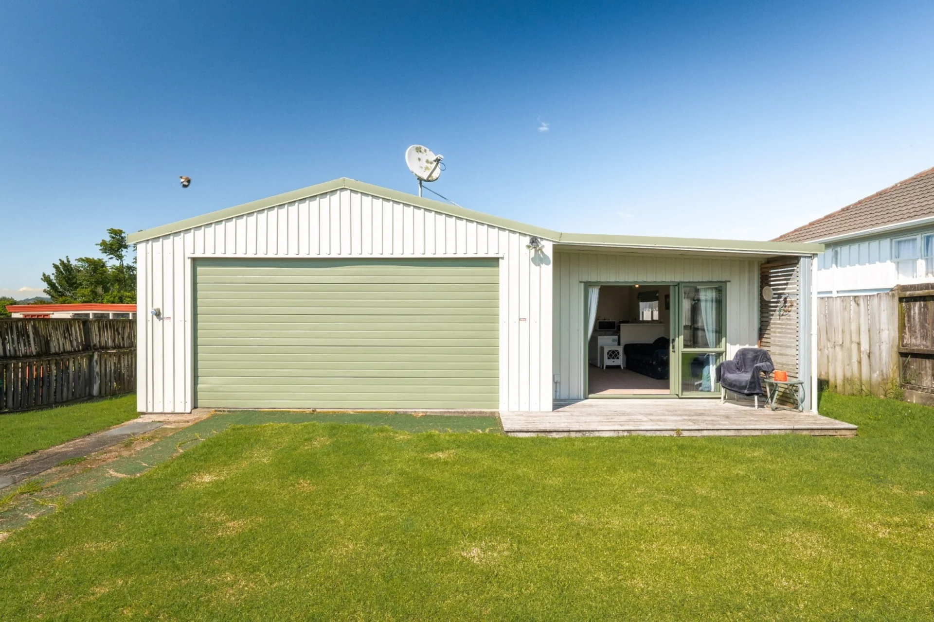 18A Moresby Ave