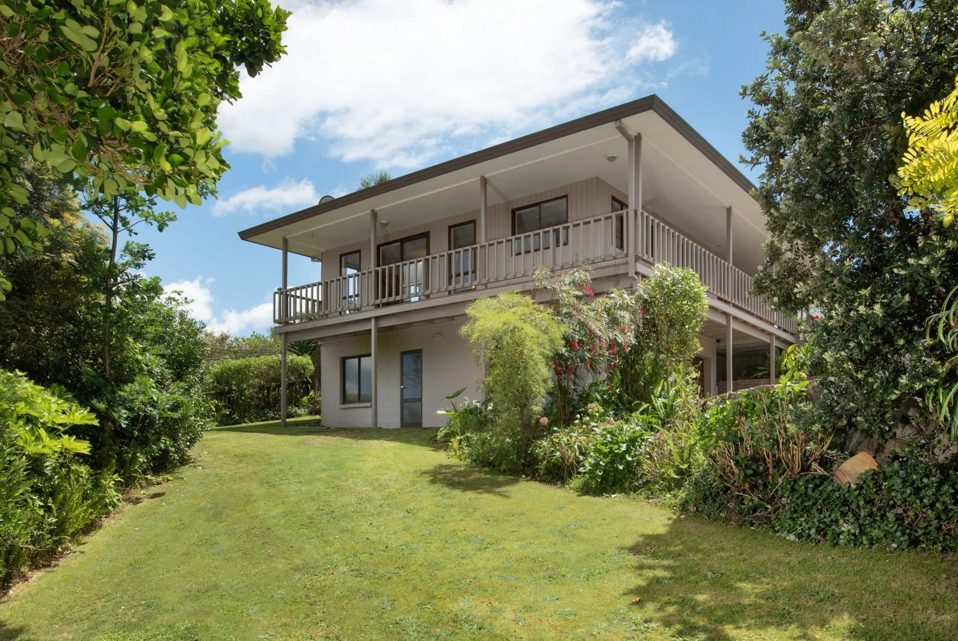 101 Hinewa Road