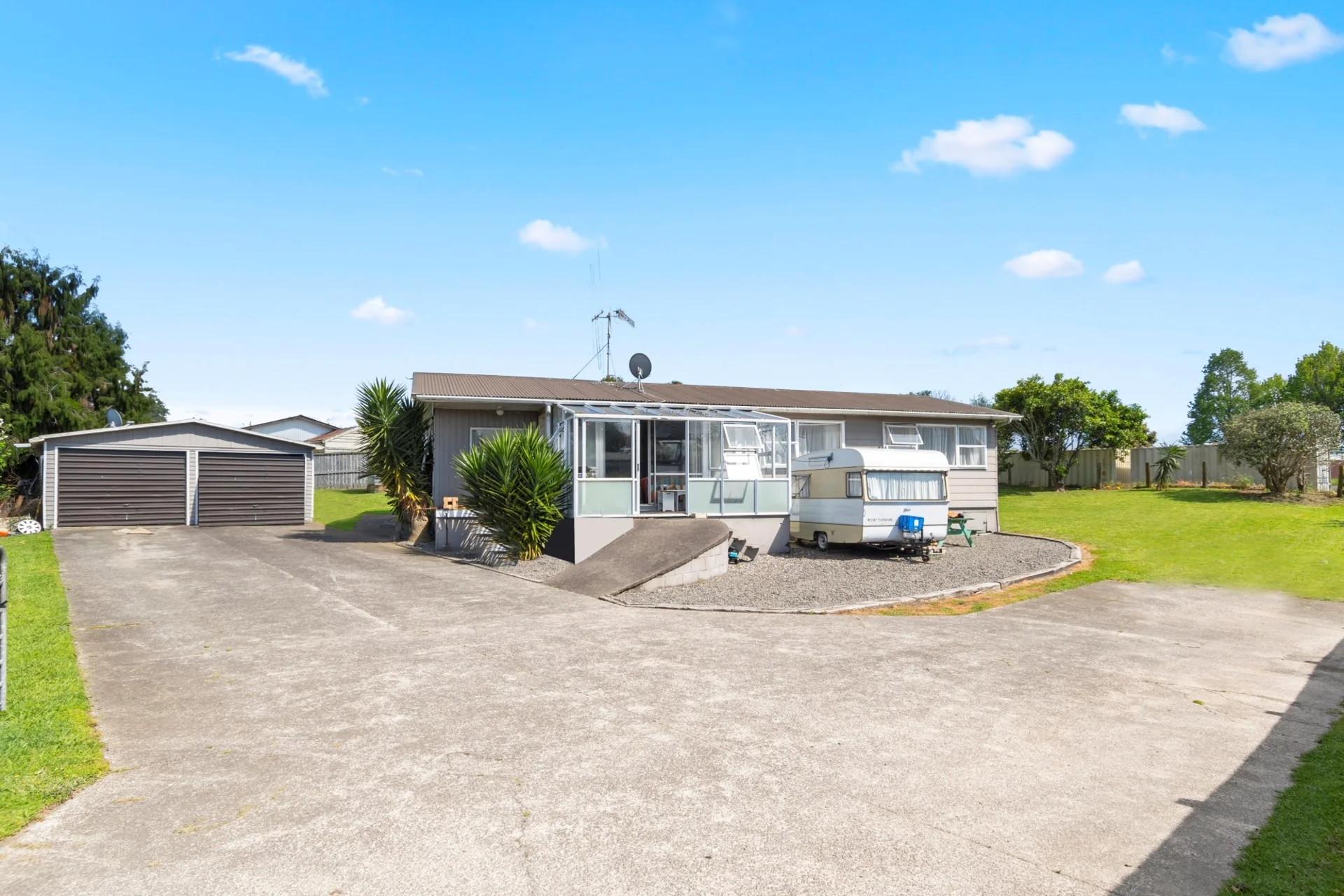 7 Sunset Drive