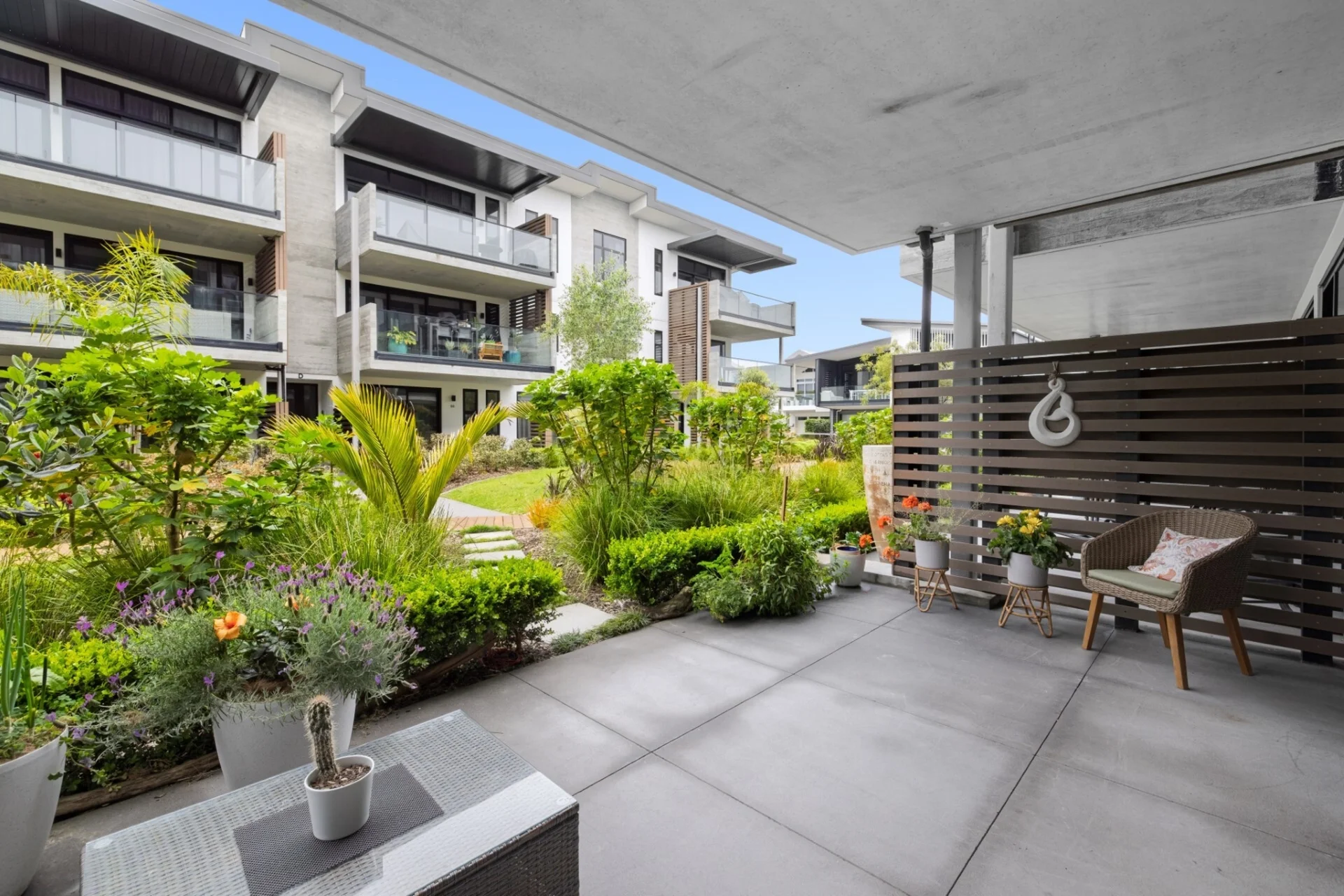 G09/1 Salt Avenue