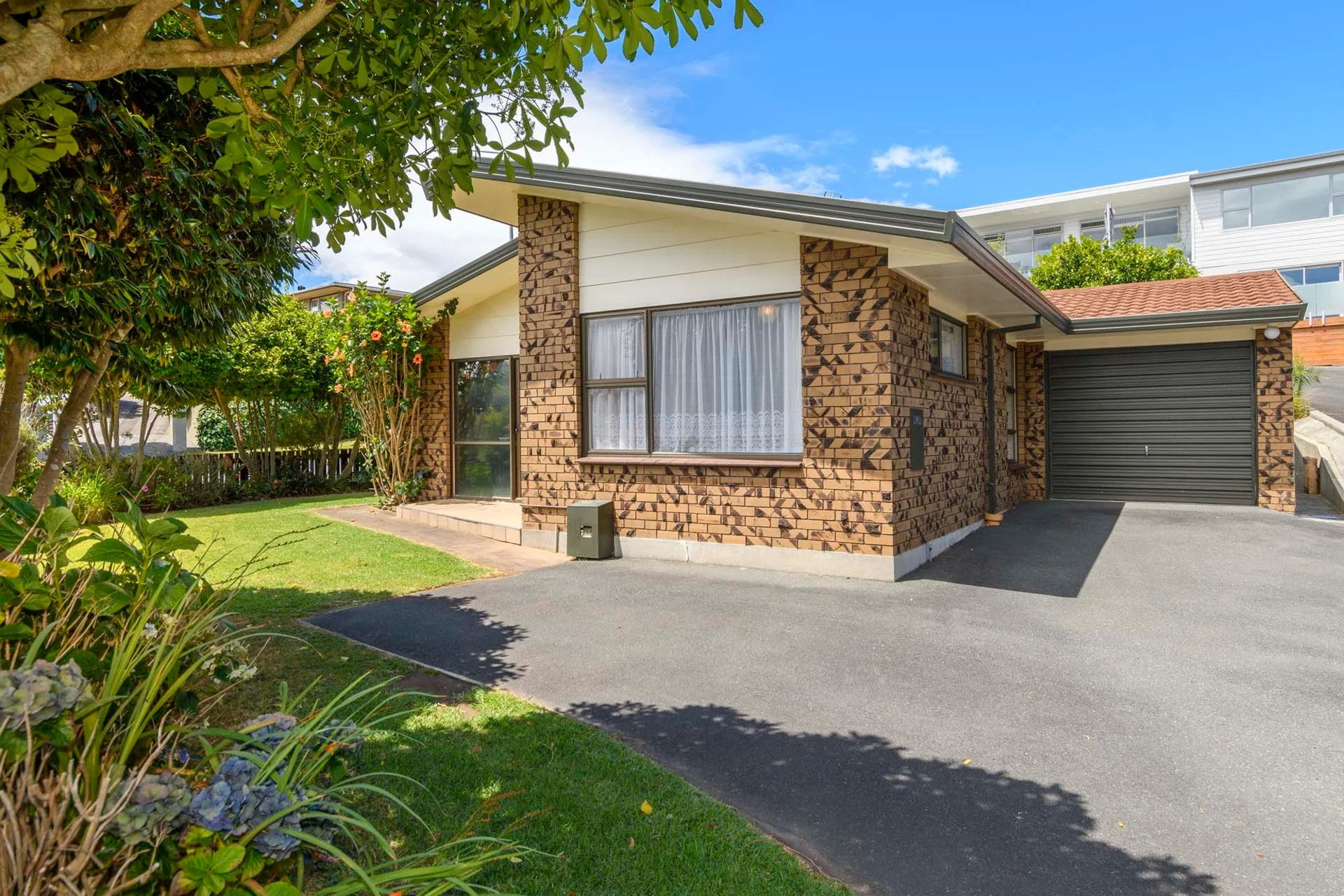 2/230 Ngatai Road