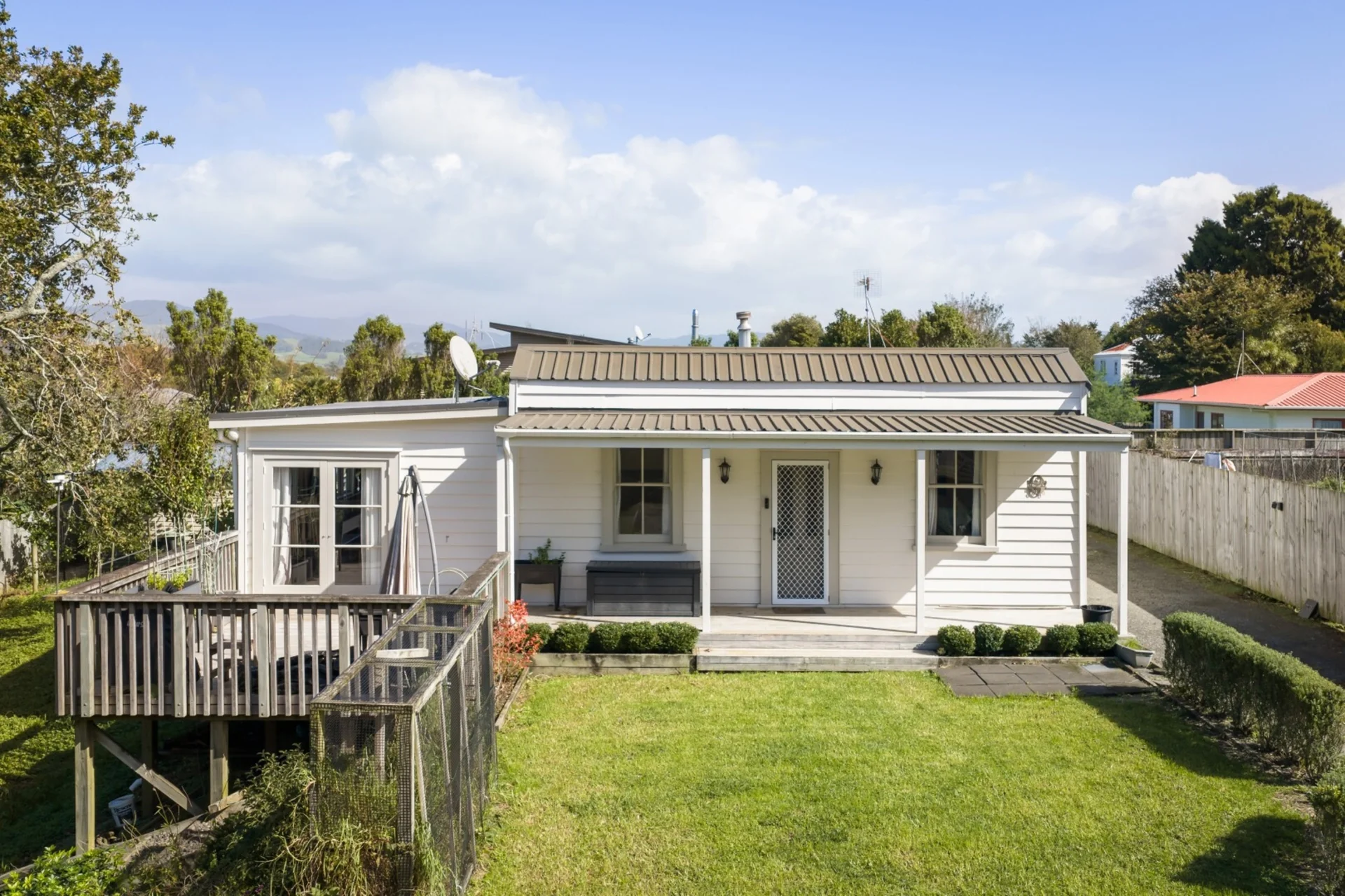 10 Clarke Street