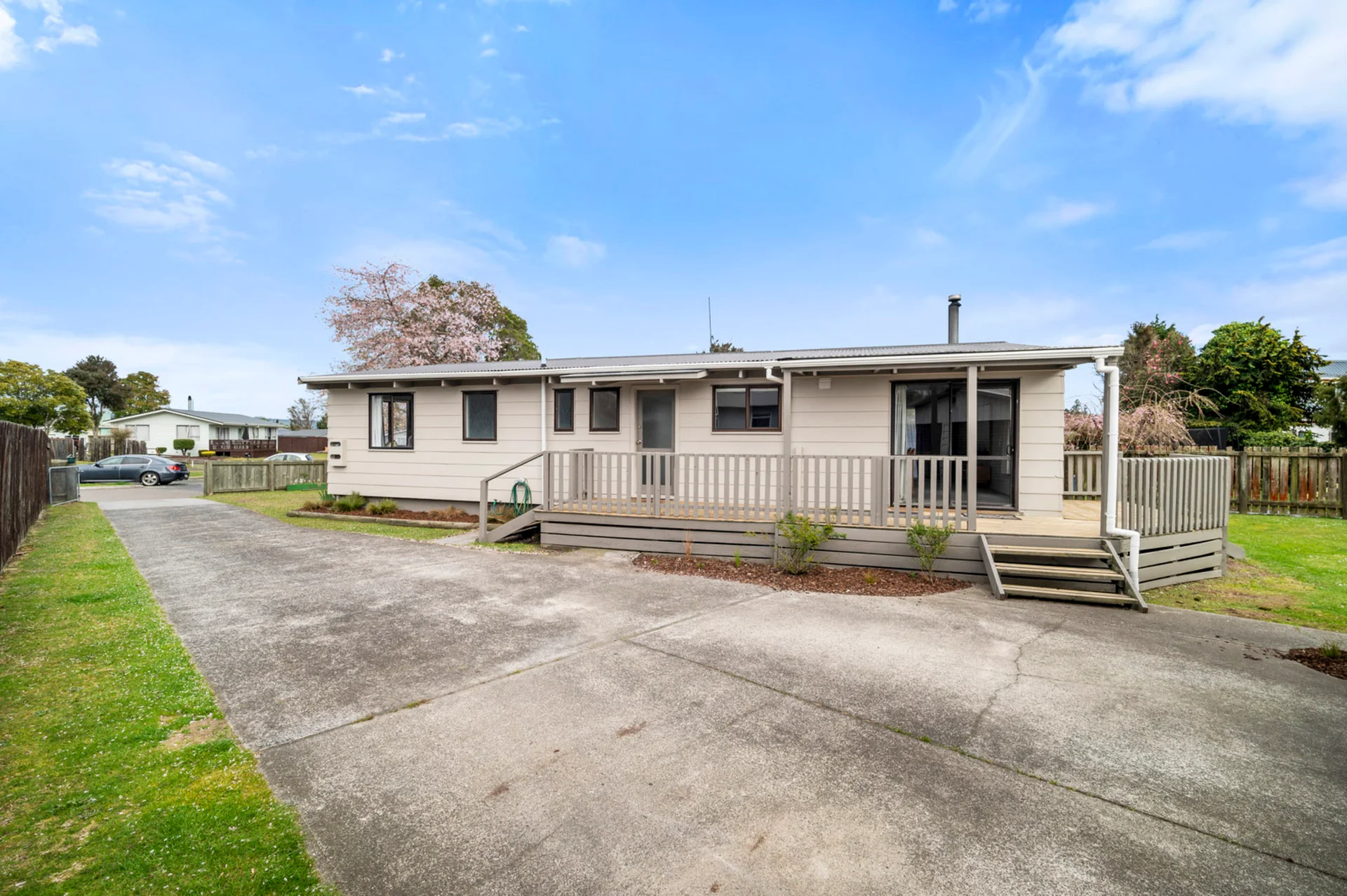 20 Milton Grove