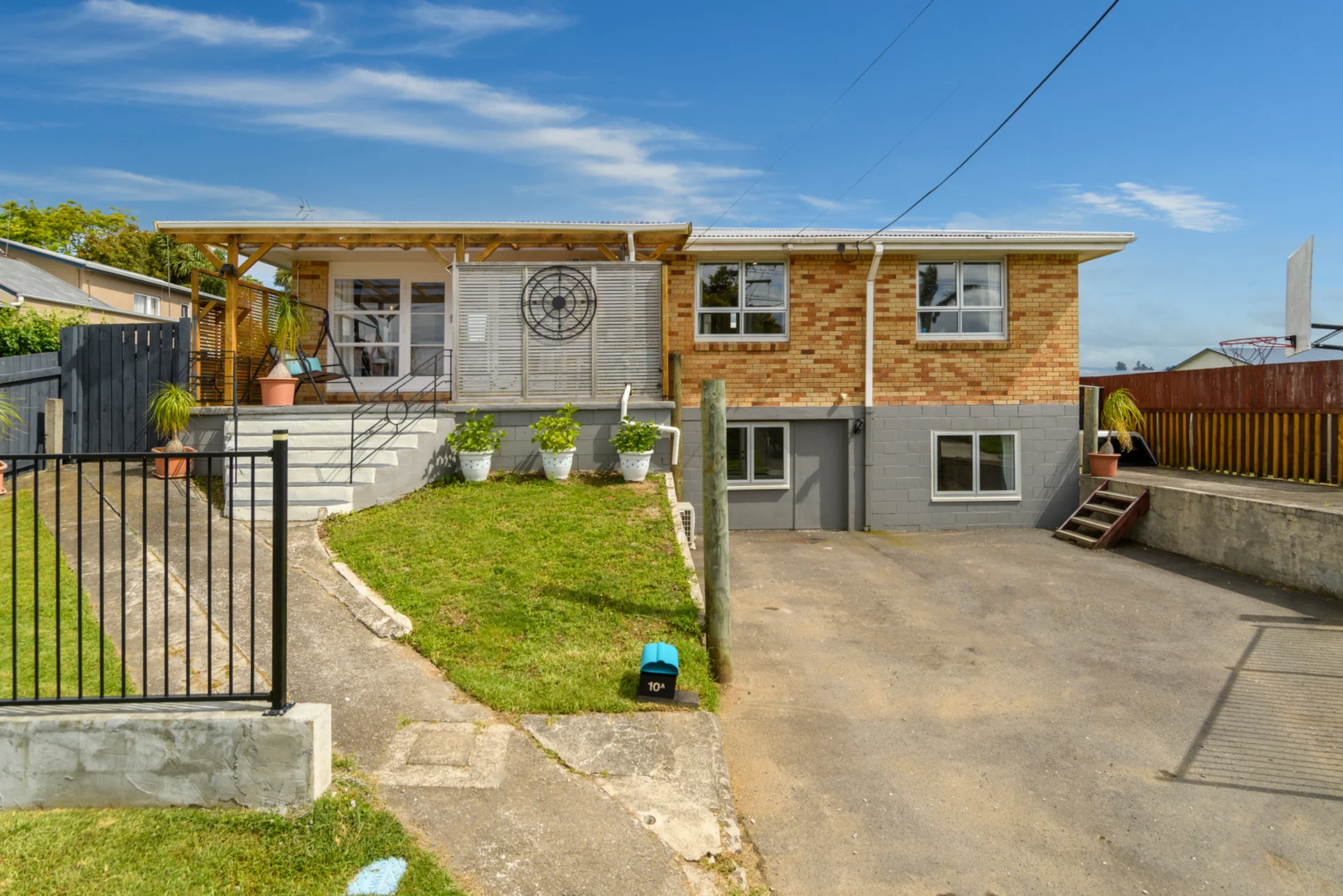 10A Haukore Street
