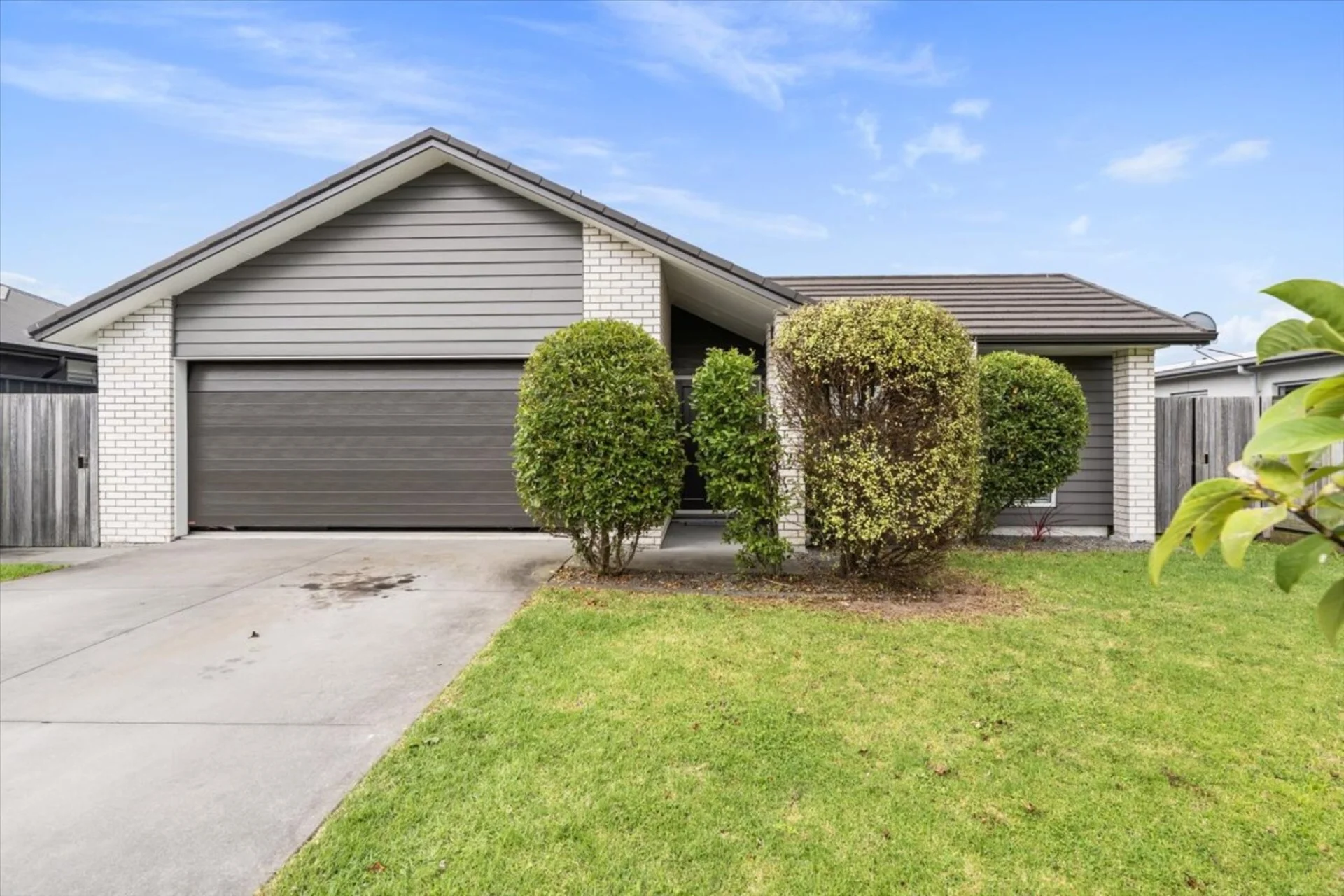 44 Awataha Crescent